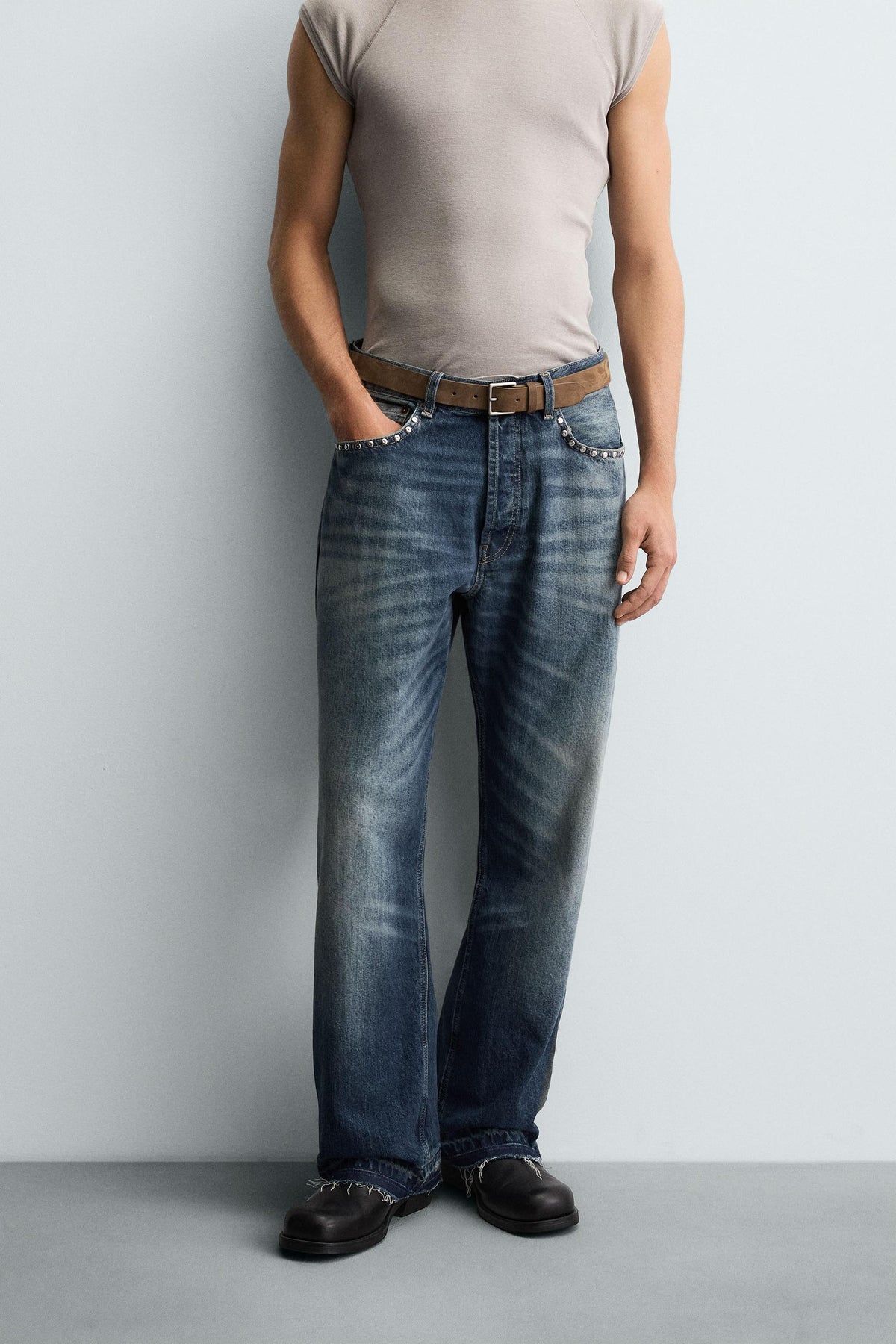 STUDDED LOOSE FIT JEANS - Image 2