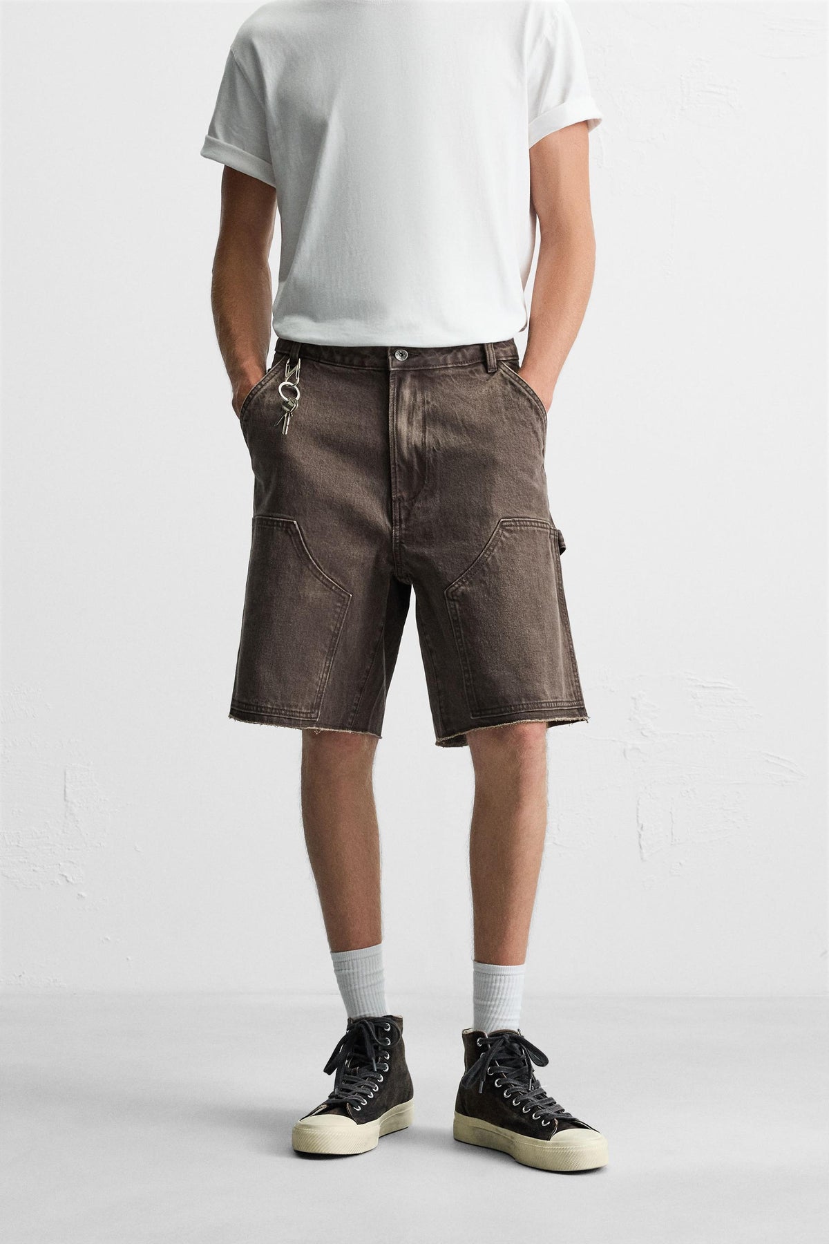 CARPENTER POCKET BERMUDA SHORTS - Image 2