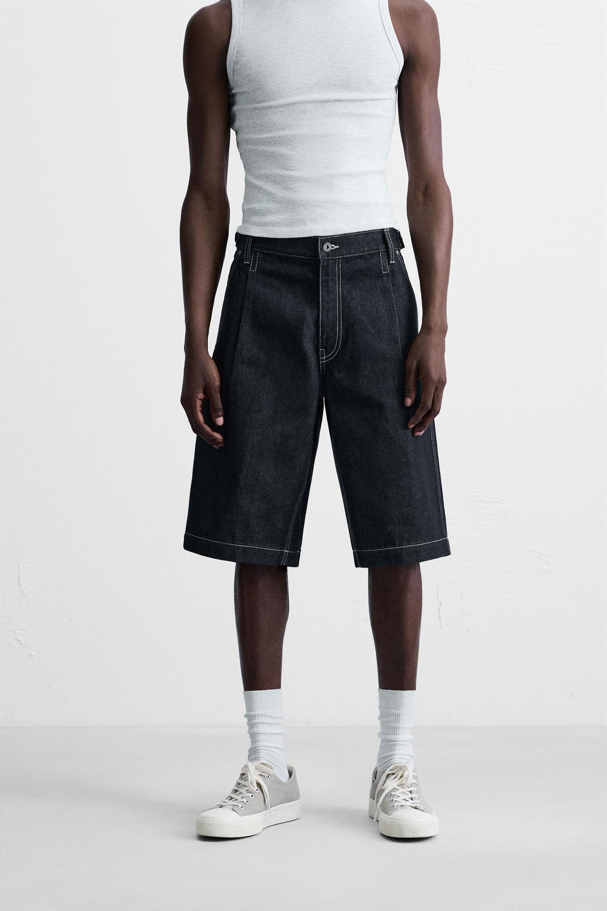 BELTED BAGGY FIT DENIM BERMUDA SHORTS - Image 2
