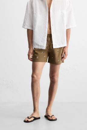 EMBROIDERED MID-LENGTH SWIMMING TRUNKS - Image 3