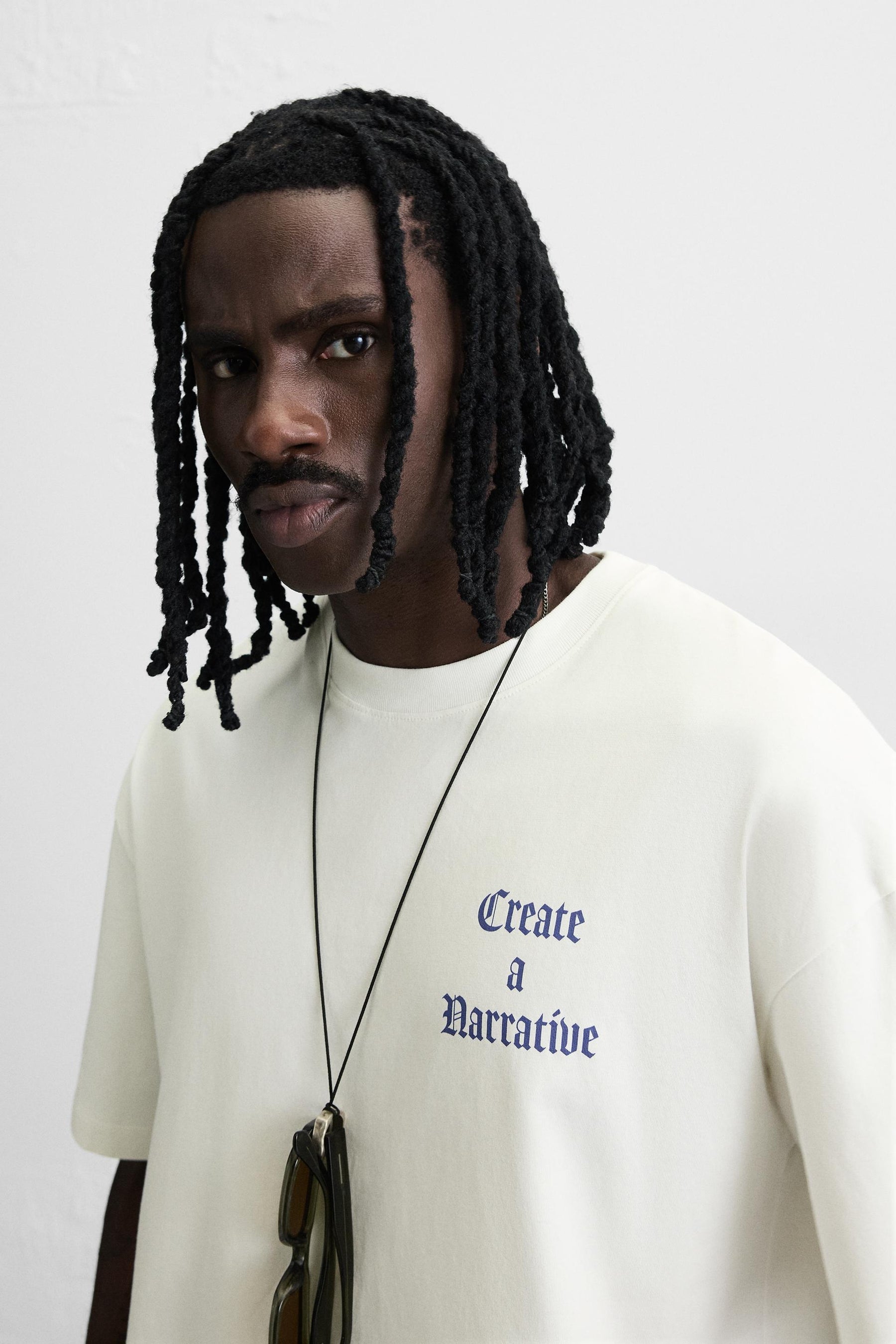 PRINTED GRAPHIC T-SHIRT - Image 6