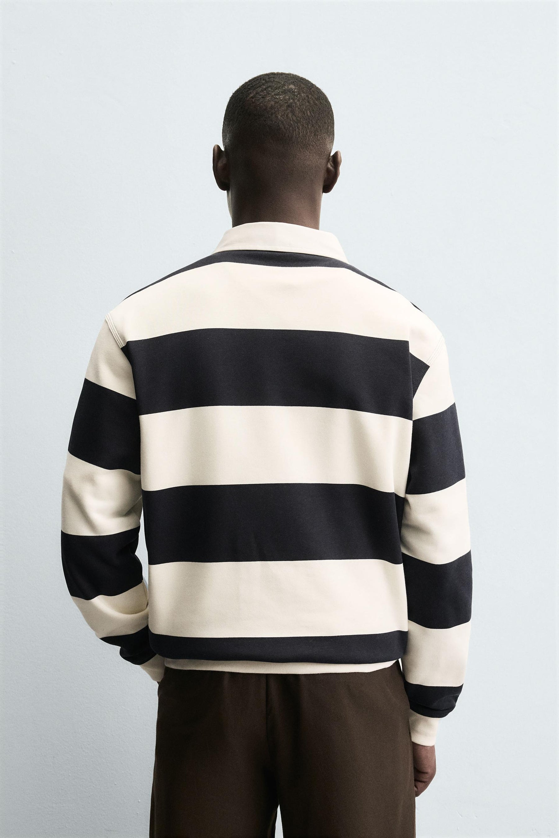 SWEATSHIRT WITH CONTRAST POLO COLLAR - Image 3