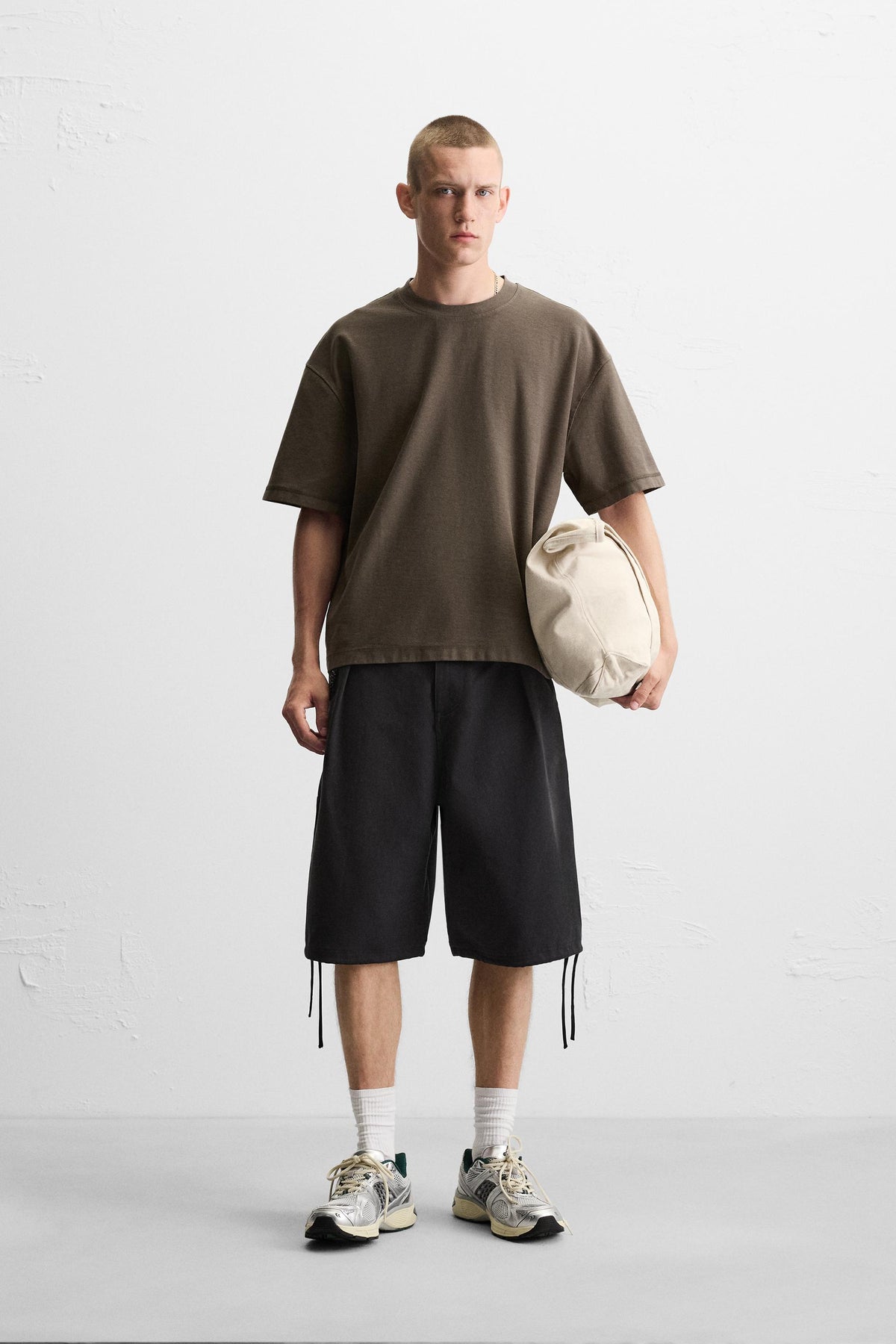 BOXY FIT HEAVYWEIGHT T-SHIRT - Image 1