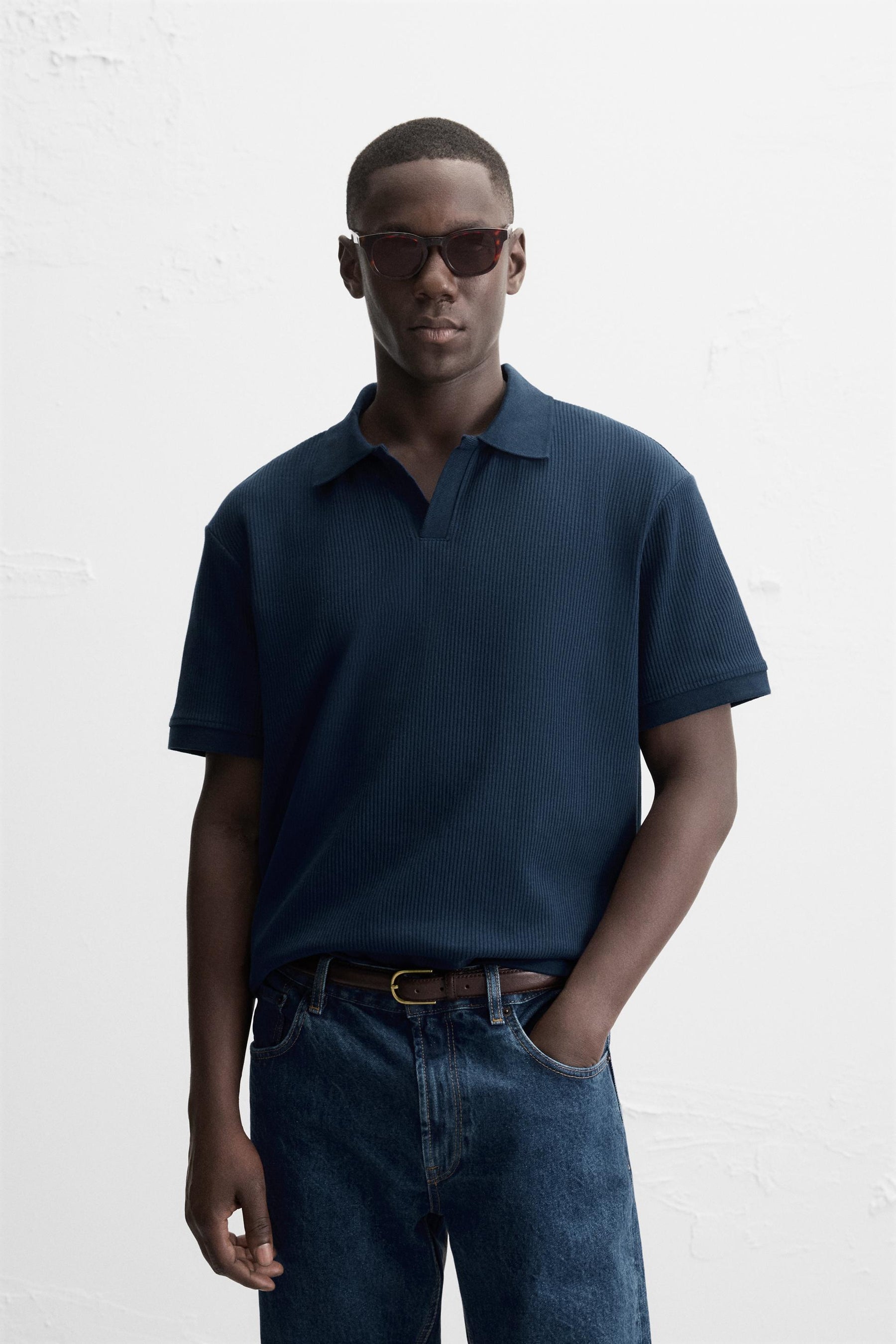 VERTICAL TEXTURED POLO SHIRT - Image 2