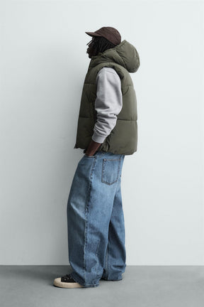 RUBBERISED PUFFER GILET - Image 4