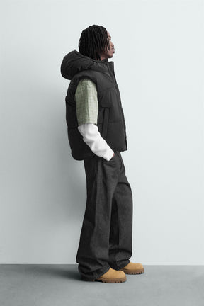 RUBBERISED PUFFER GILET - Image 4