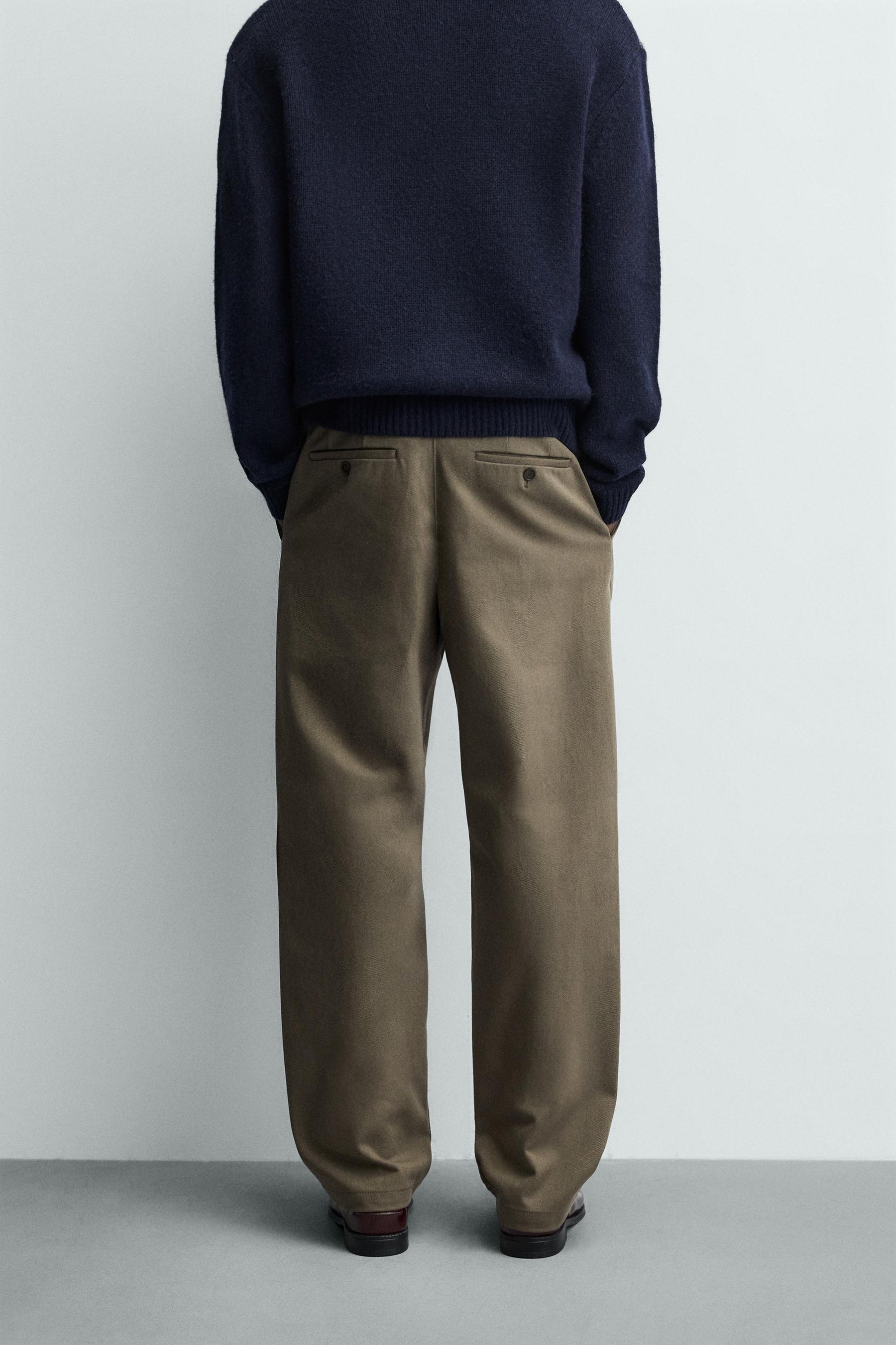 Textured Straight Leg Hose