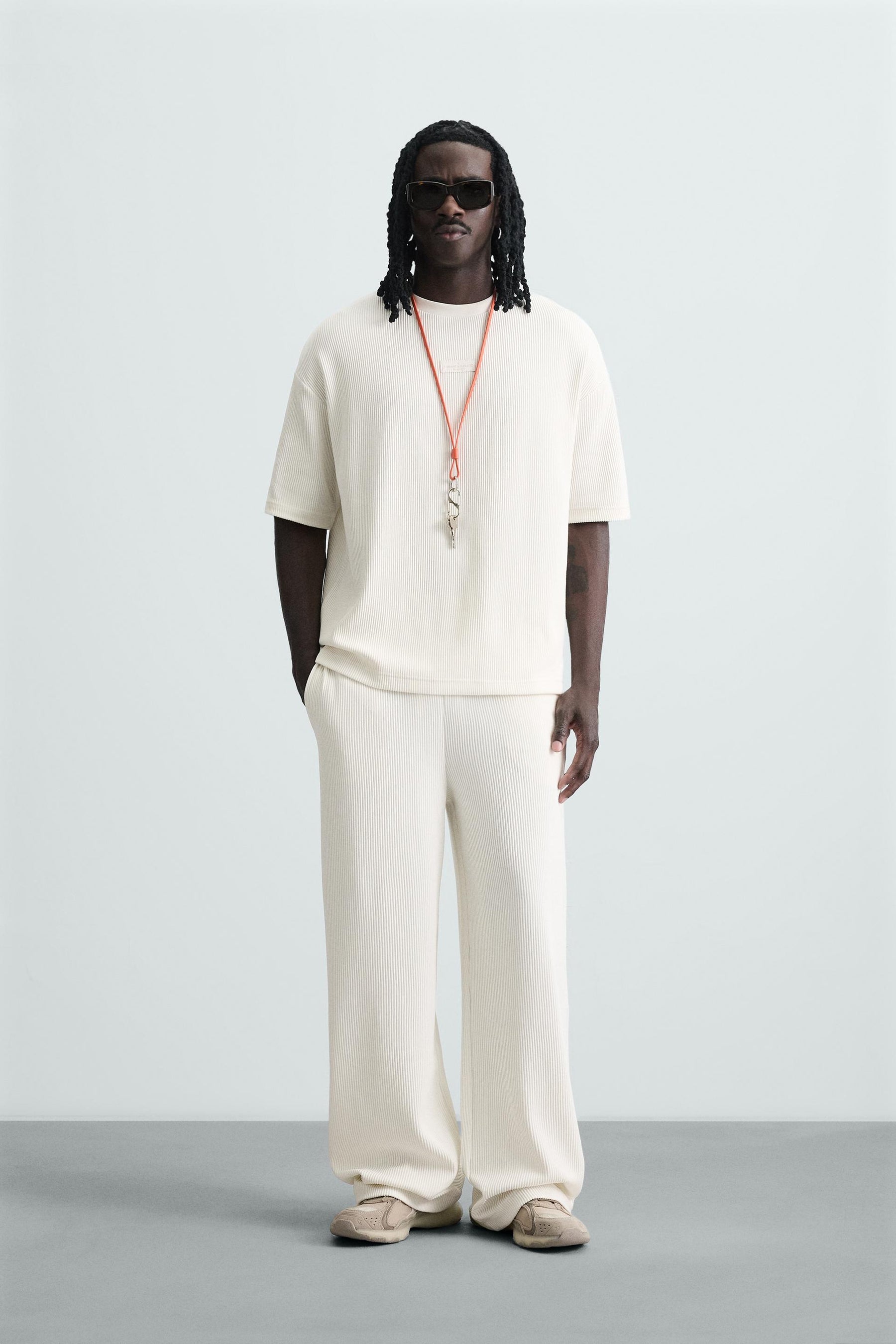 VERTICAL TEXTURE T-SHIRT - Image 1