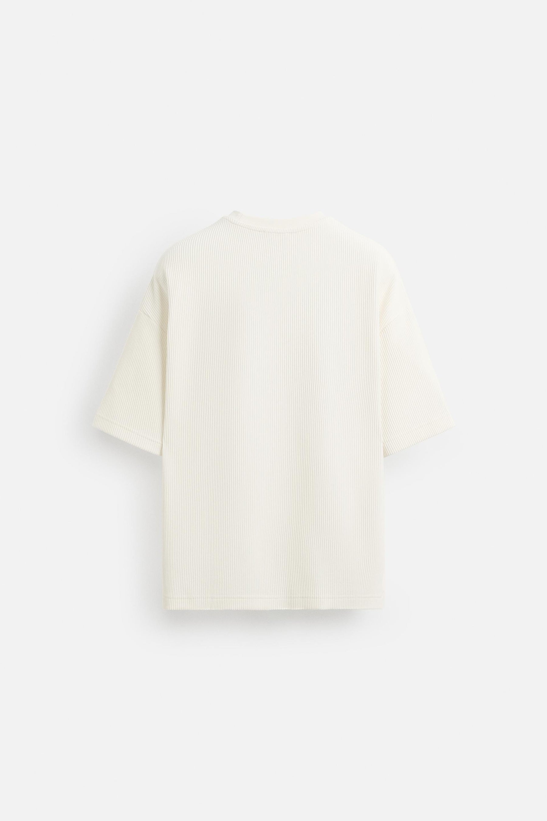 VERTICAL TEXTURE T-SHIRT - Image 7
