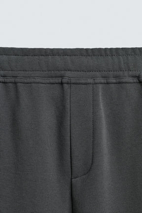 Relaxed Jogger Pants