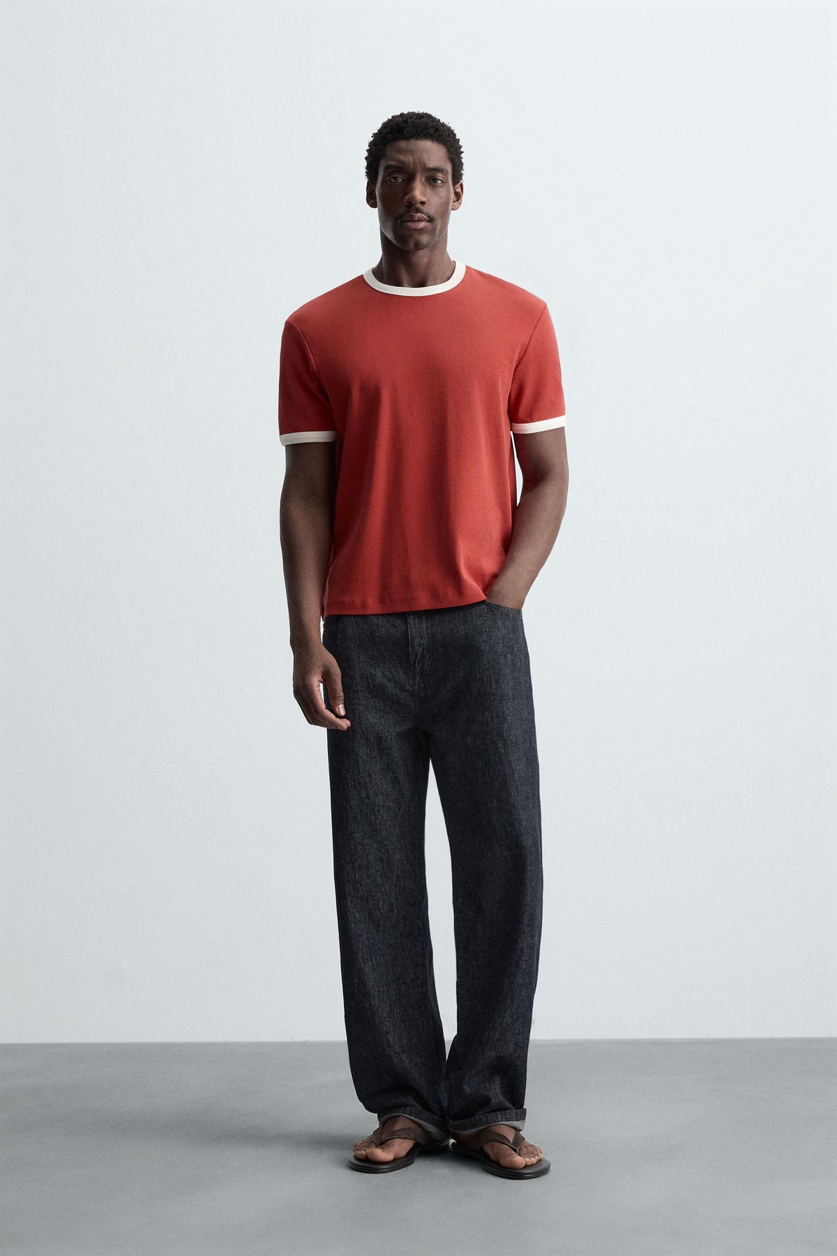 BASIC CONTRAST RIB T-SHIRT - Image 1