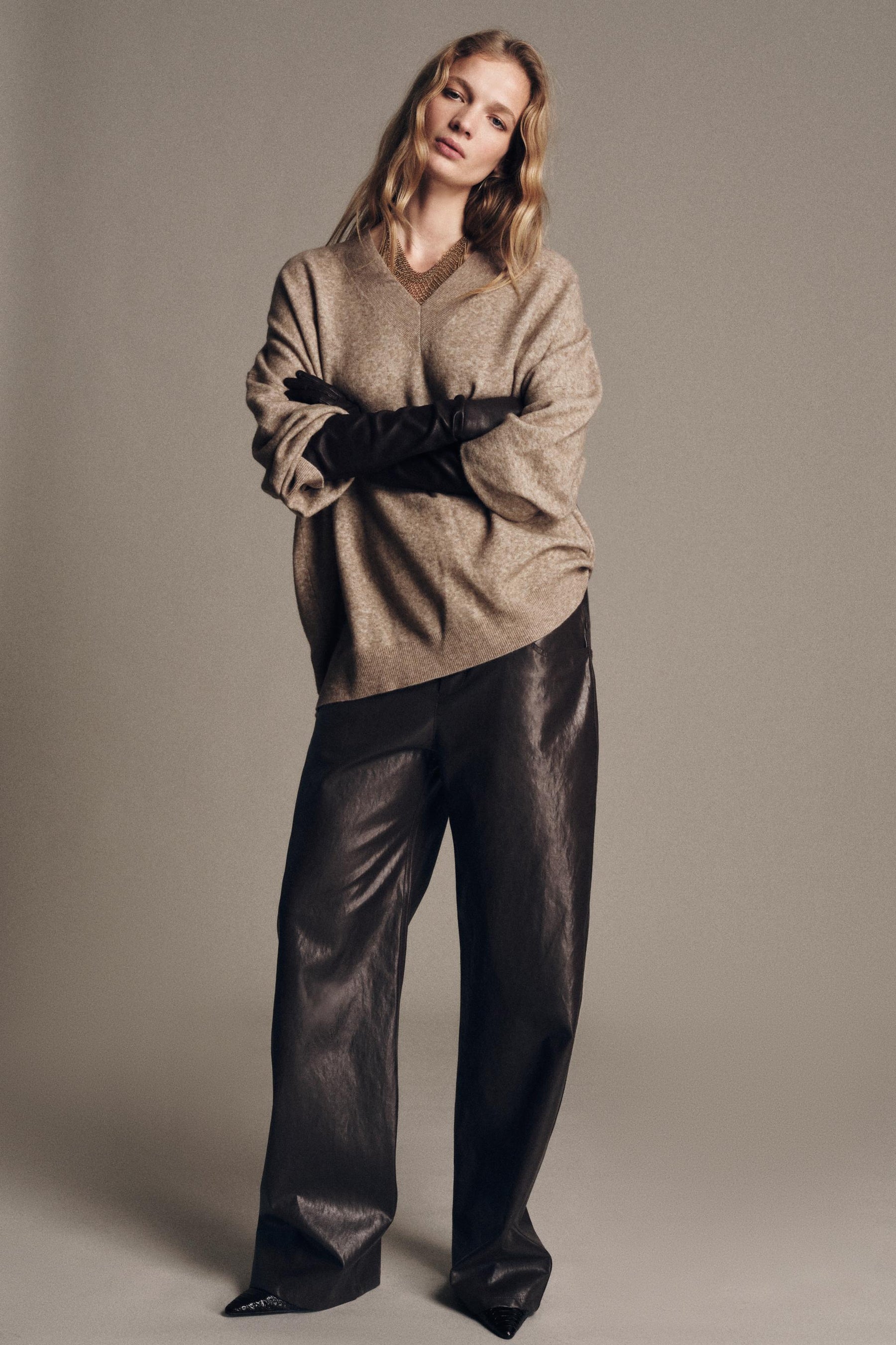 OVERSIZED WOOL JUMPER