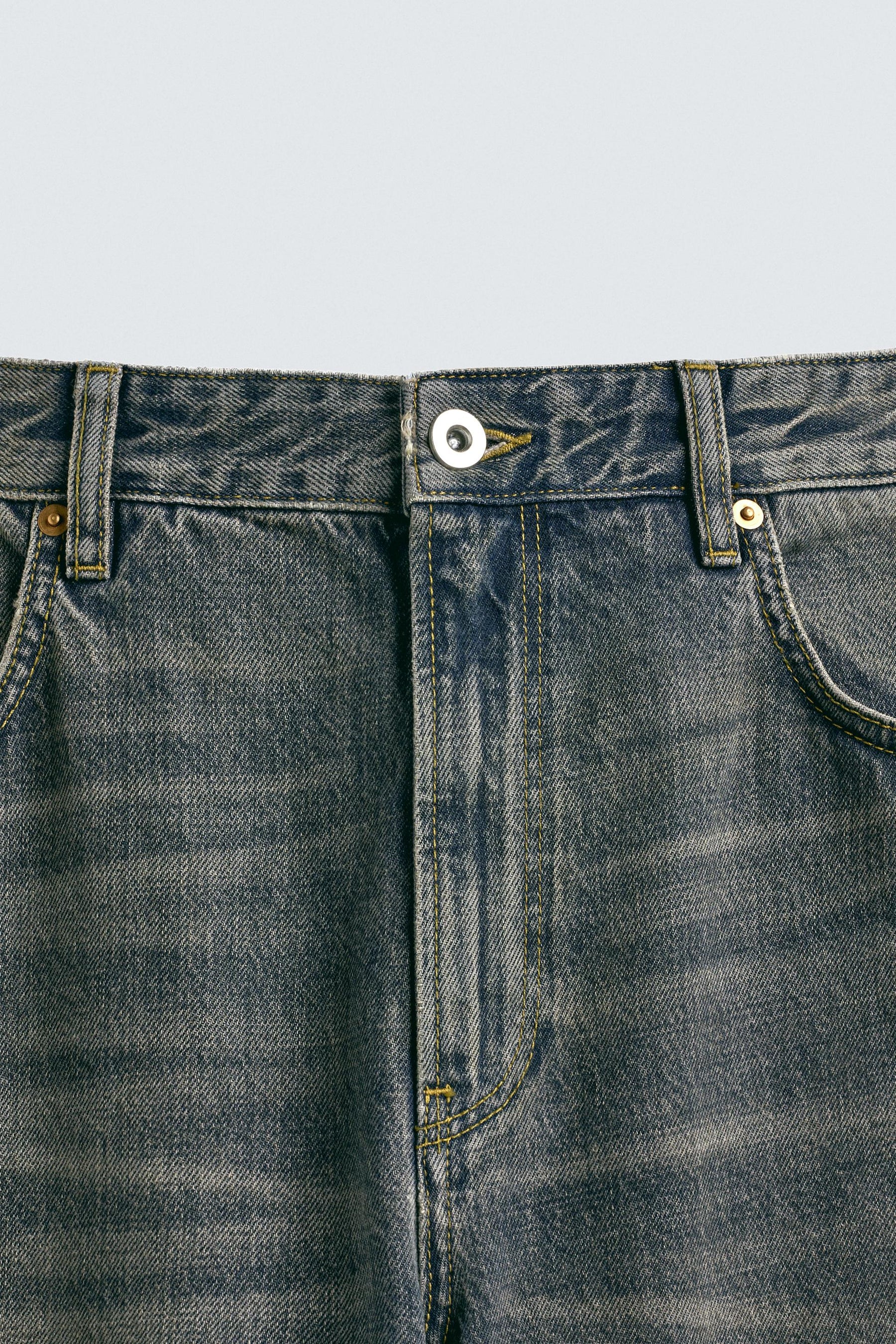 FLARE FIT JEANS - Image 9