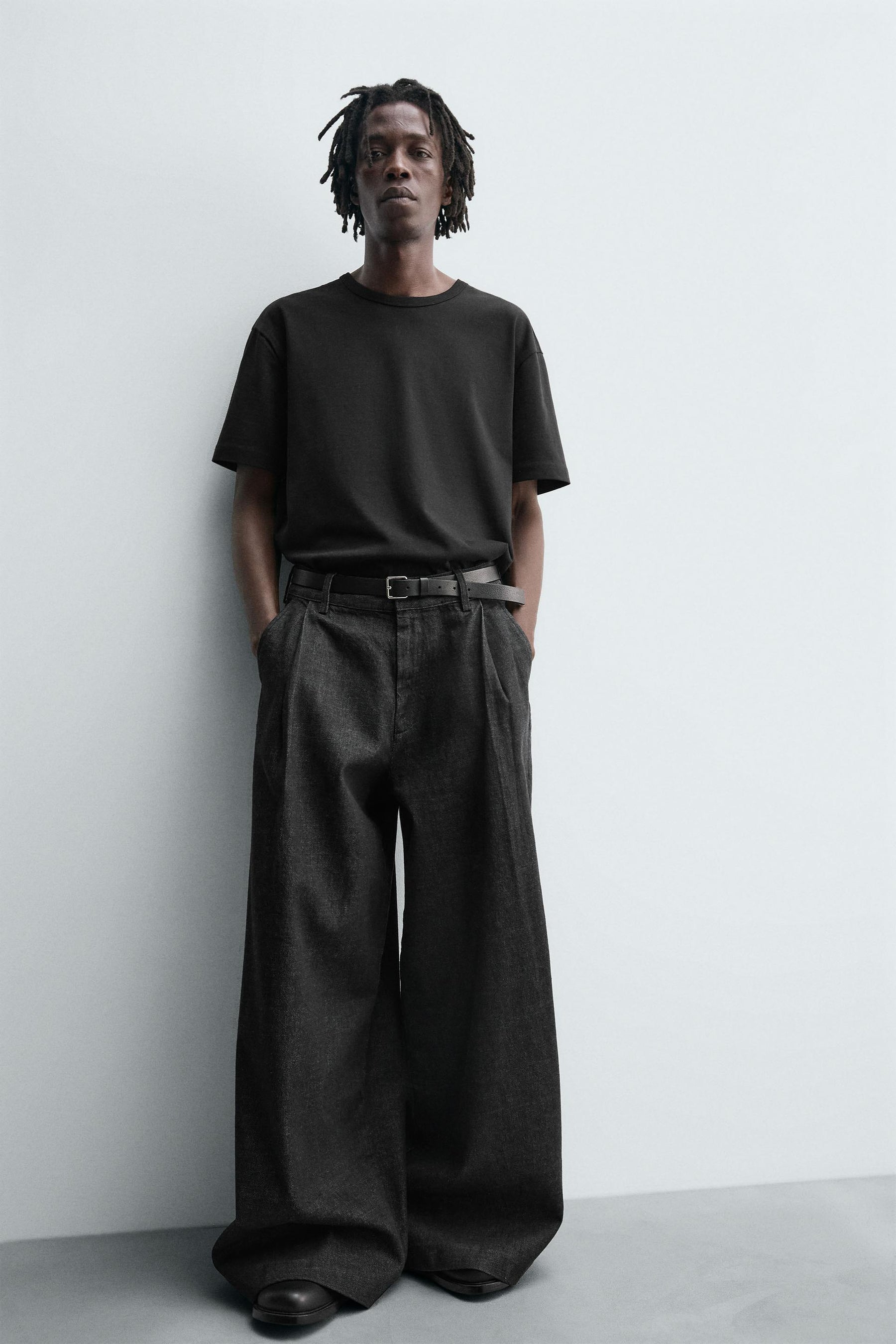 FLARE FIT JEANS - Image 5