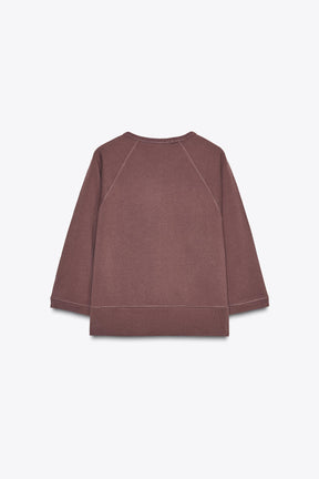 Raglan Sleeve Sweatshirt