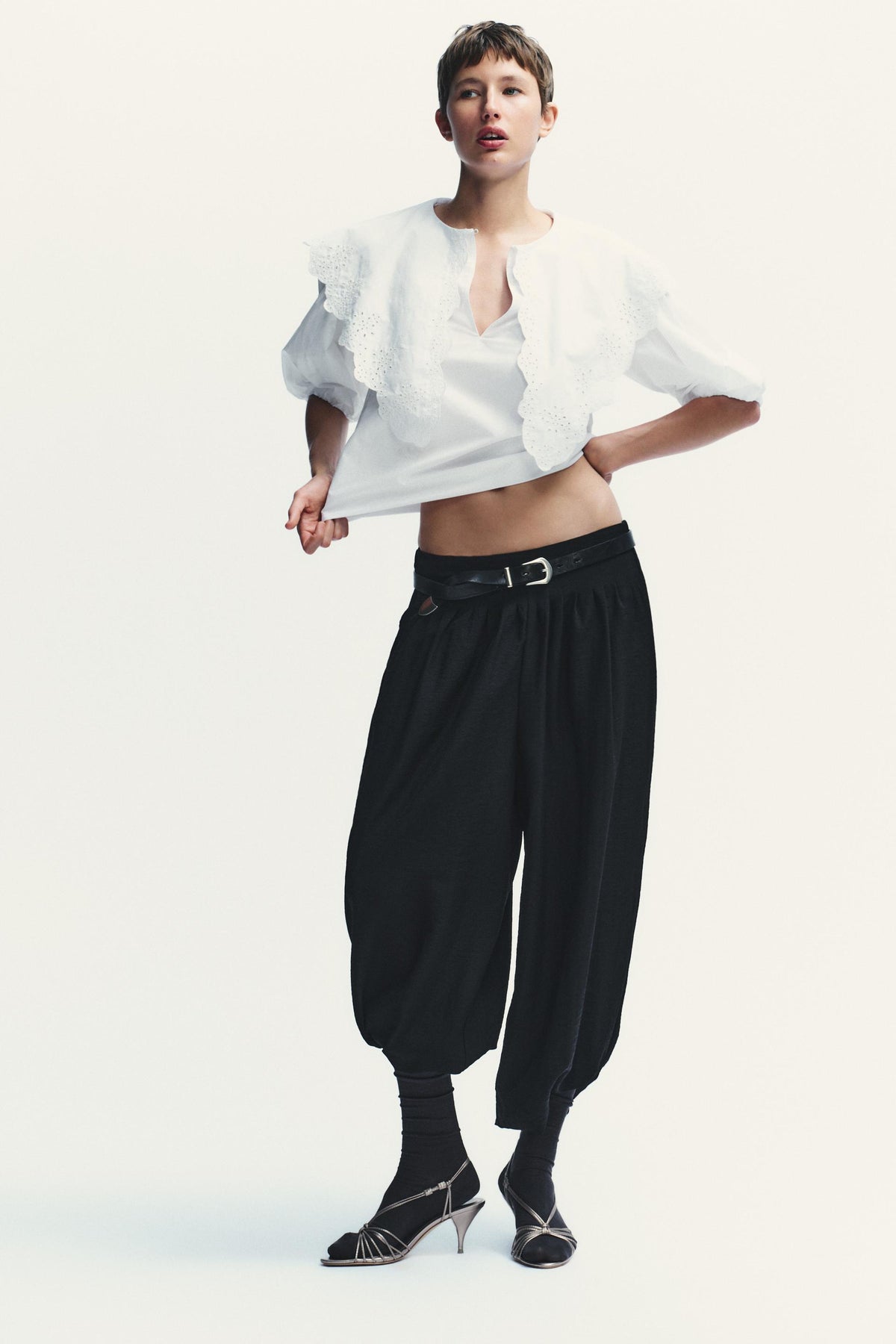 PETER PAN COLLAR SHIRT