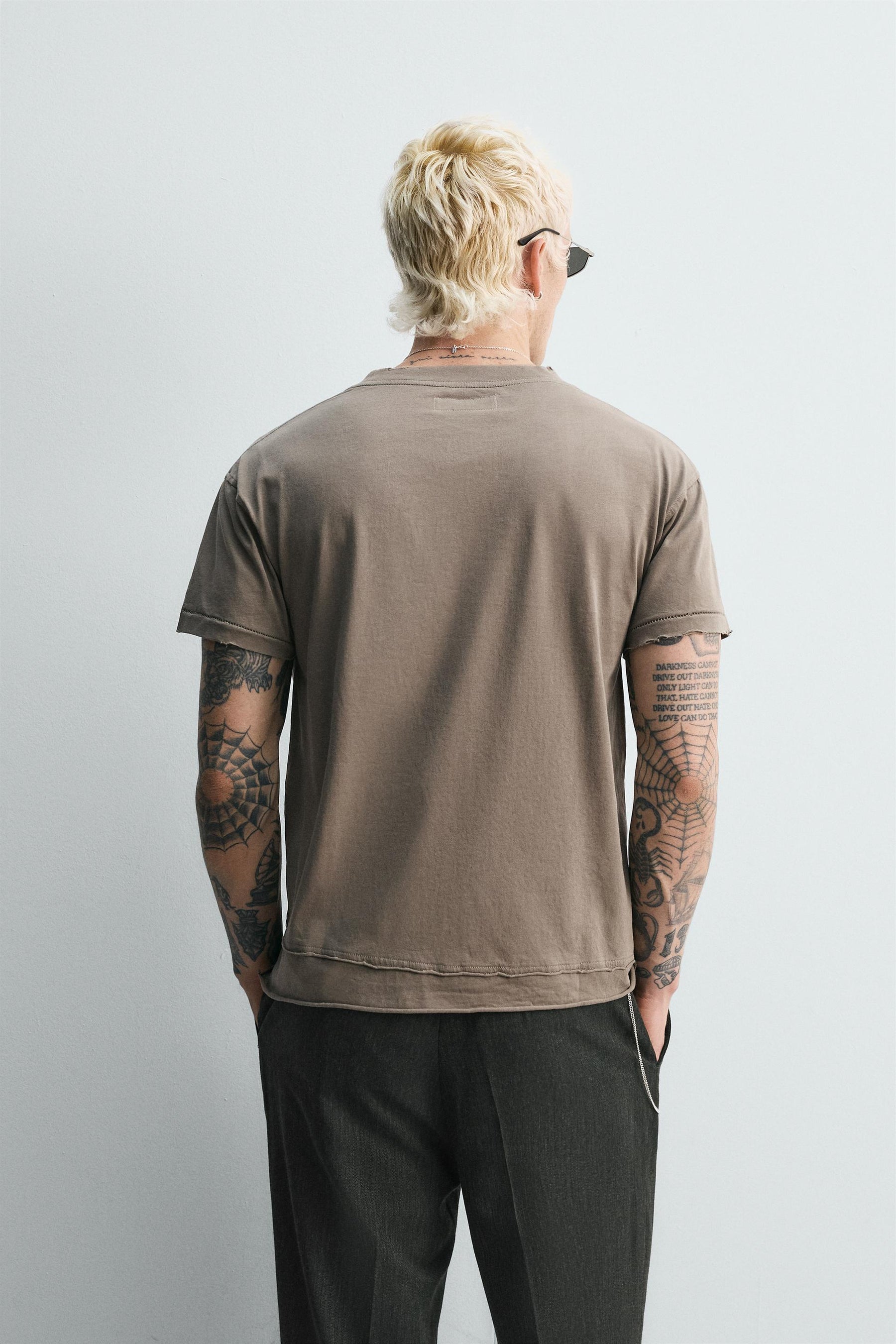IRREGULAR FINISH T-SHIRT - Image 3