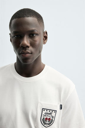 T-SHIRT WITH RABBIT PATCH - Image 5