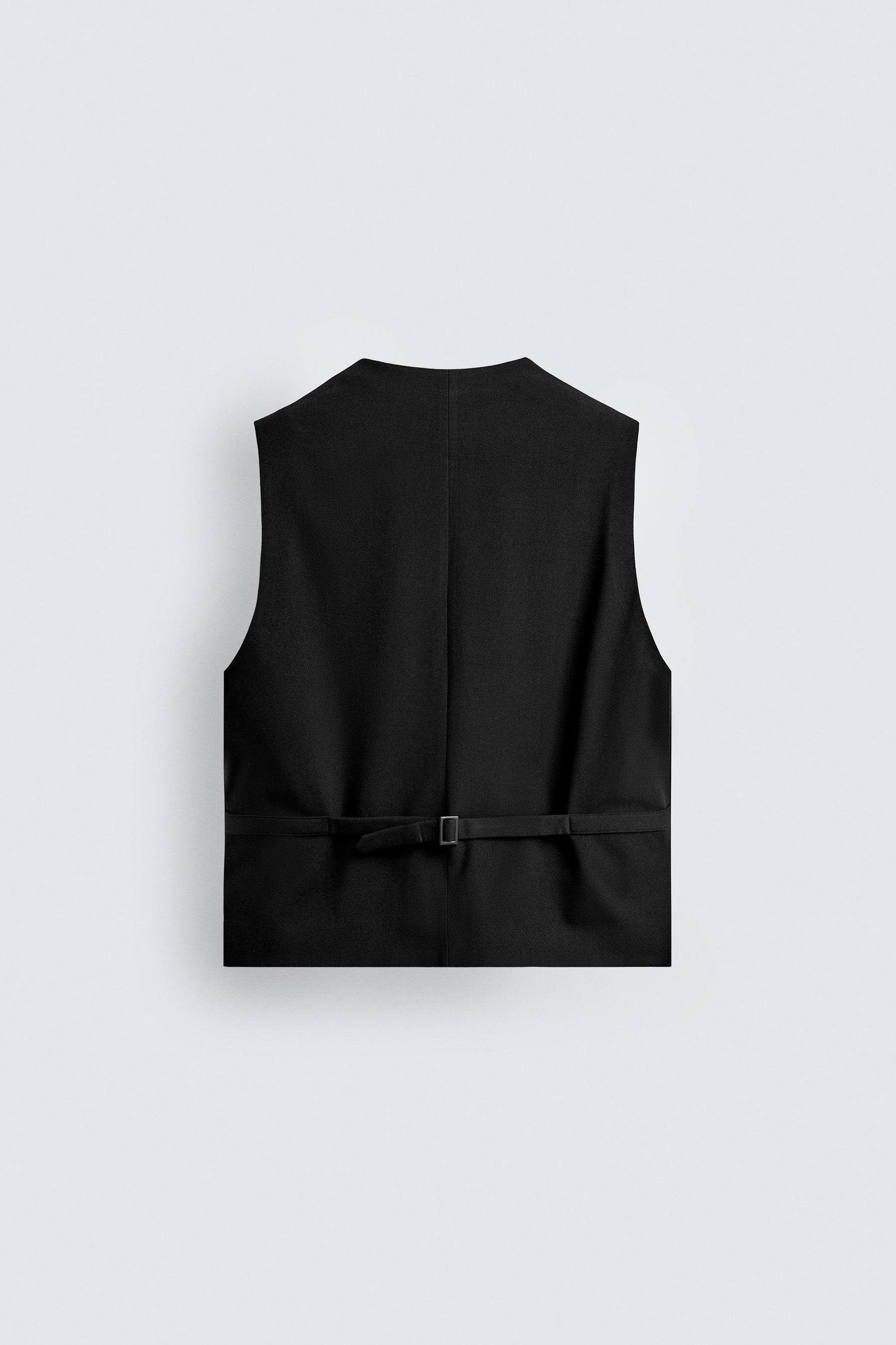 TEXTURED WAISTCOAT WITH POCKETS