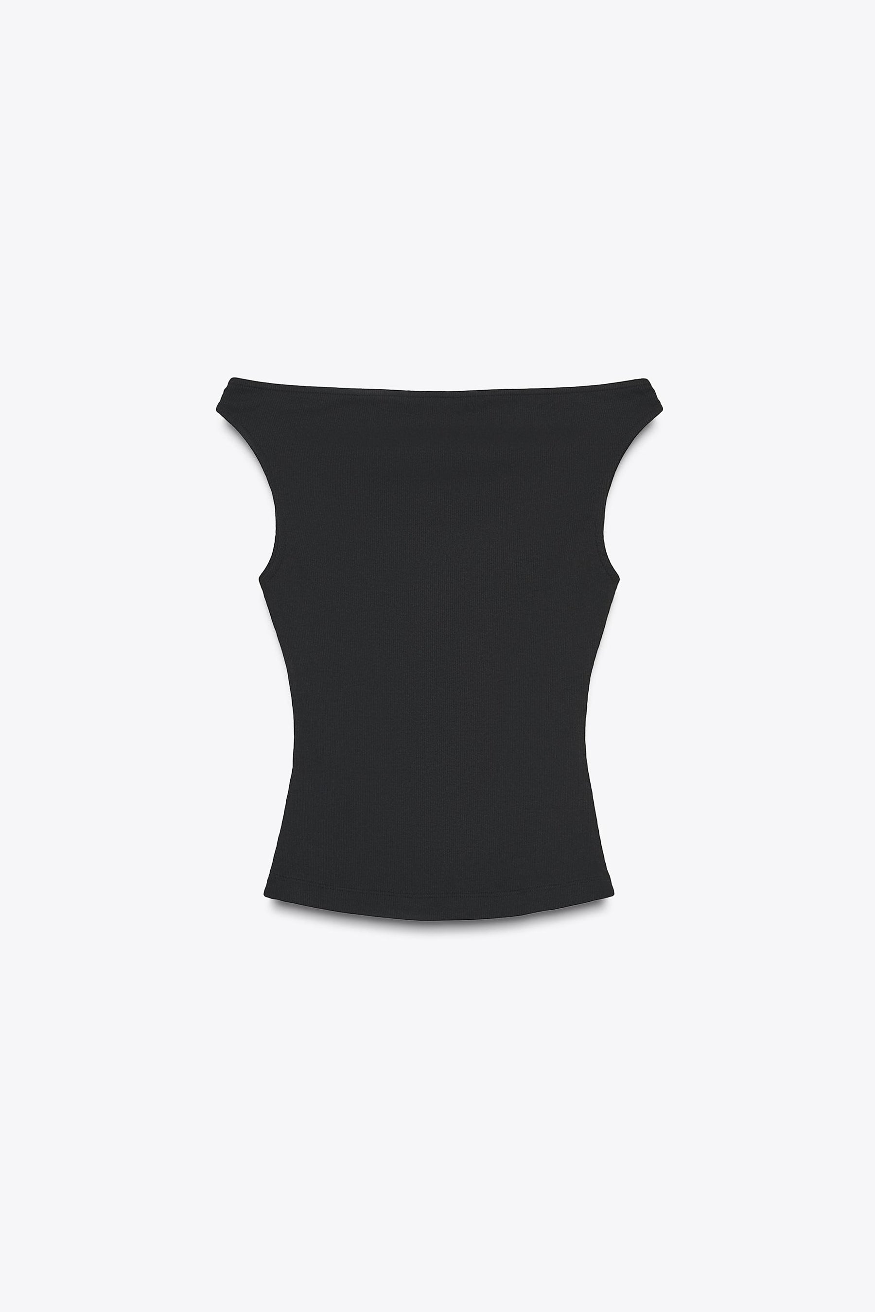 Ribbed cold-shoulder t-shirt.