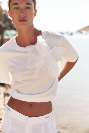 FLORAL VOLUMINOUS T-SHIRT