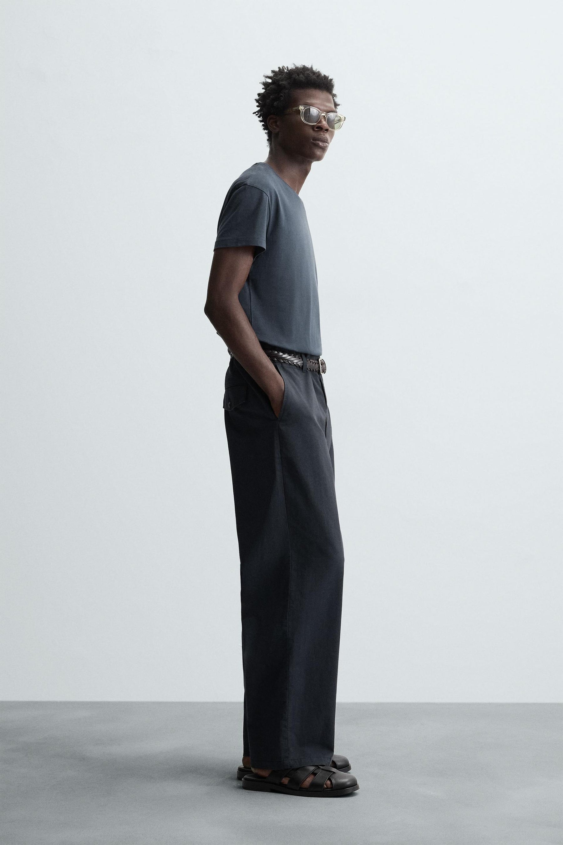 REGULAR FIT TEXTURED TROUSERS - Image 4
