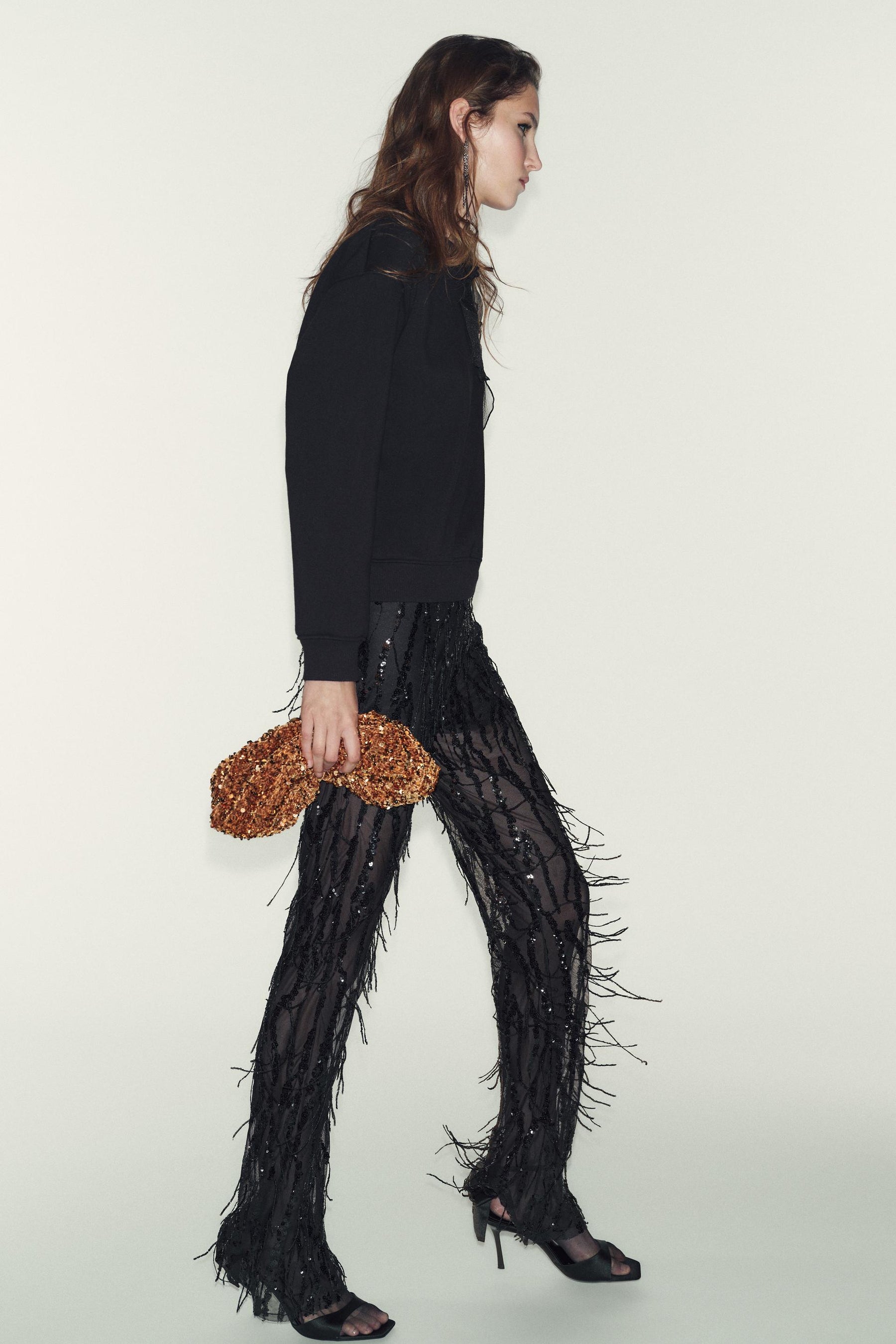 ORGANZA FLOWER SWEATSHIRT