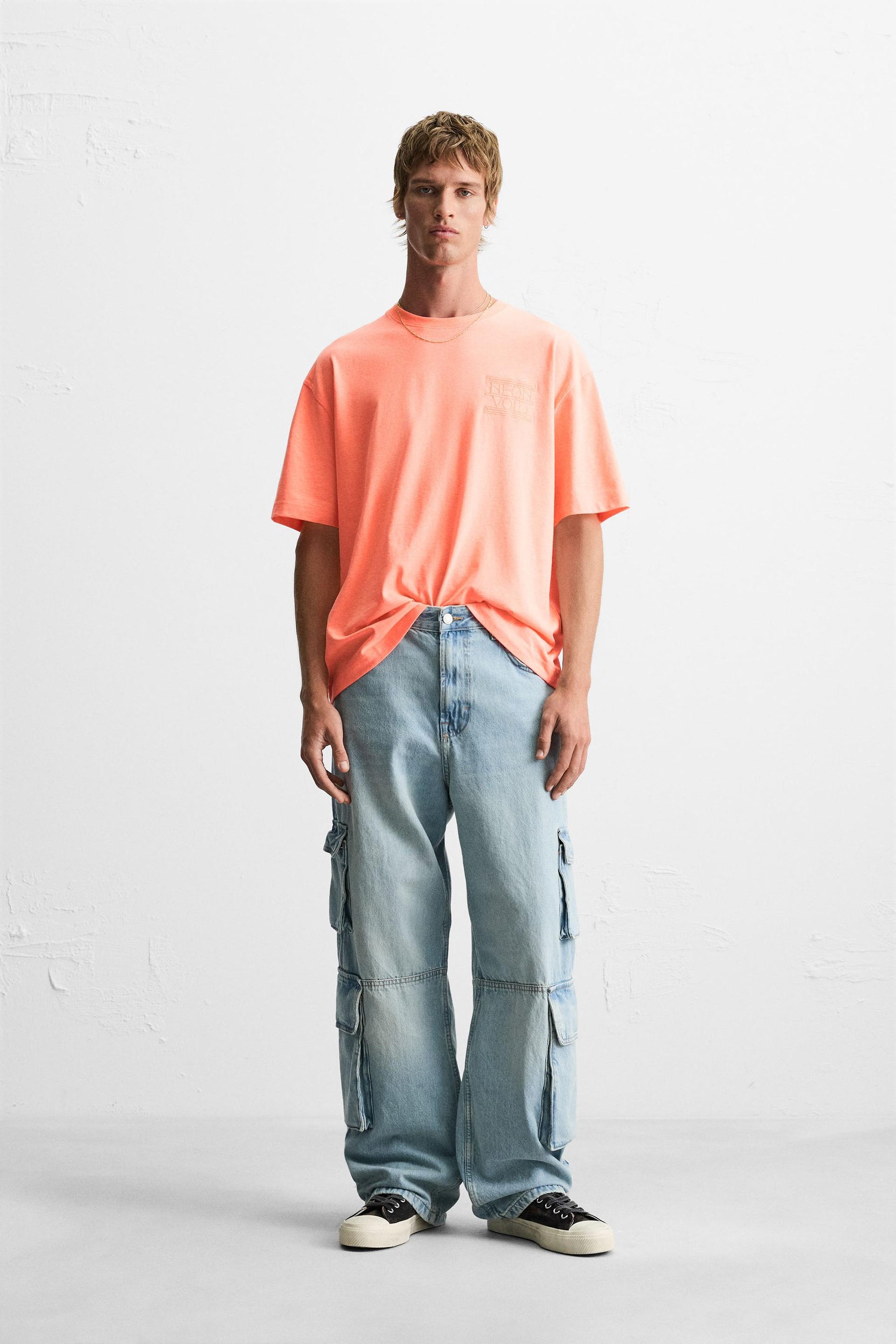 EMBROIDERED SLOGAN T-SHIRT - Image 1