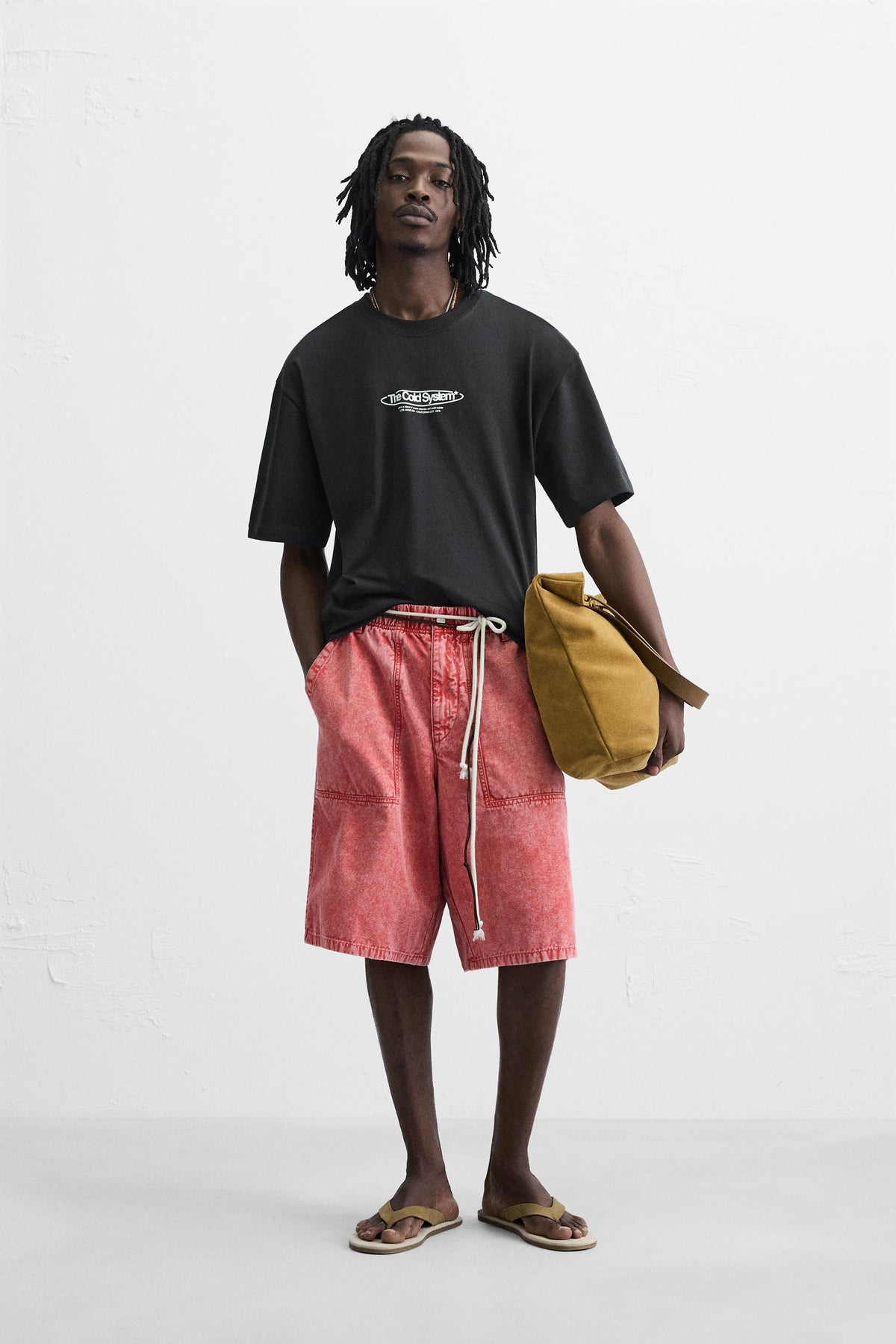 CONTRAST PRINT T-SHIRT - Image 1