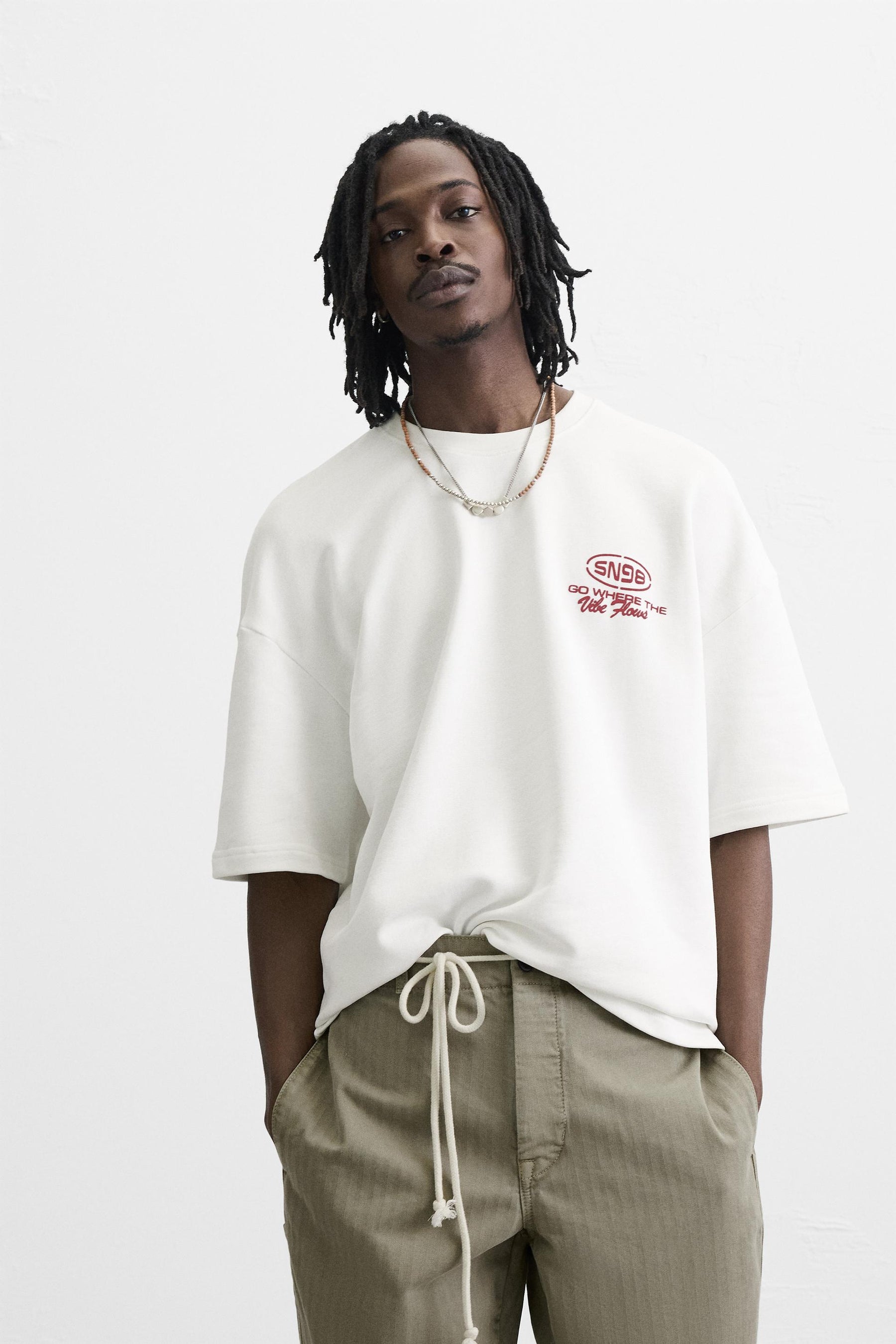 CONTRAST PRINT SWEATSHIRT - Image 2