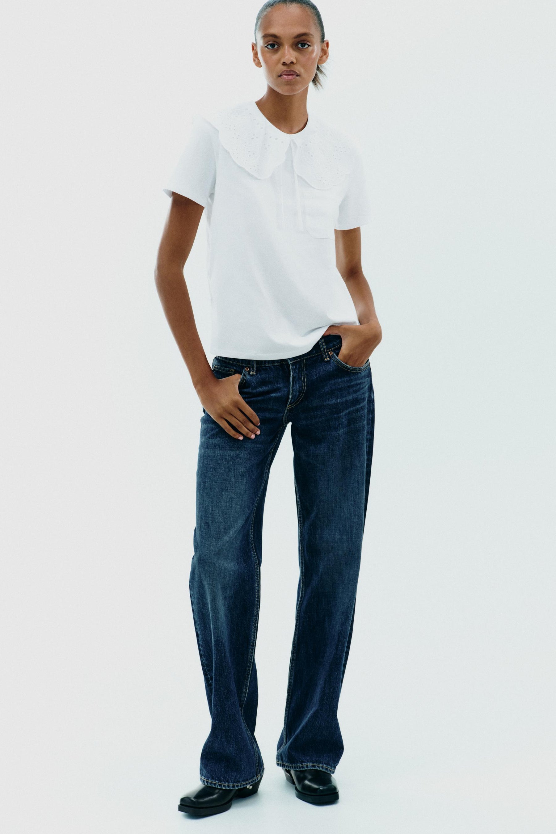 EMBROIDERED PETER PAN COLLAR