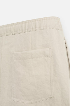 PLEATED FLOWING BERMUDA SHORTS - Image 10