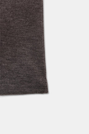 HIGH NECK SLEEVELESS TOP