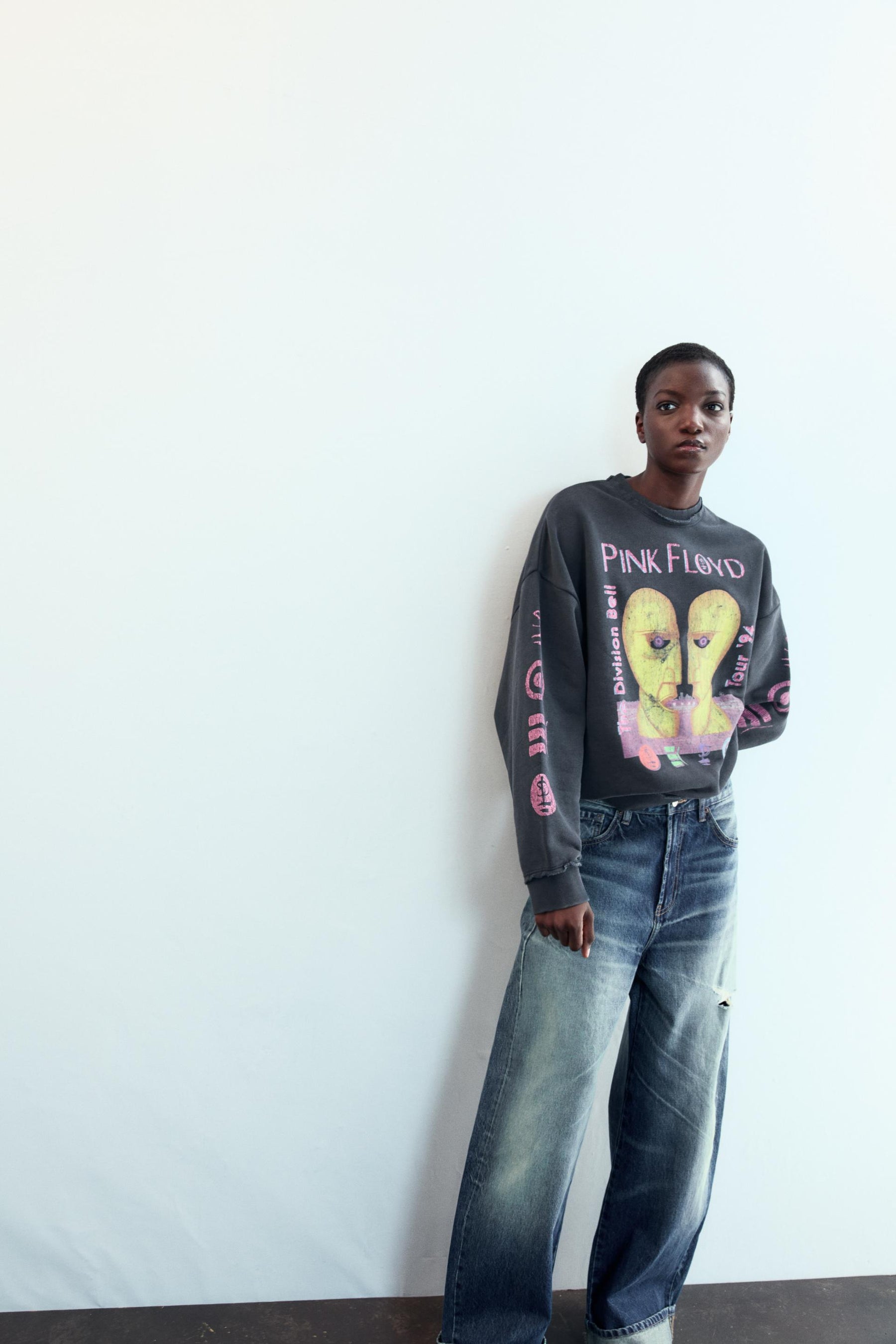 Washed-effect sweatshirt