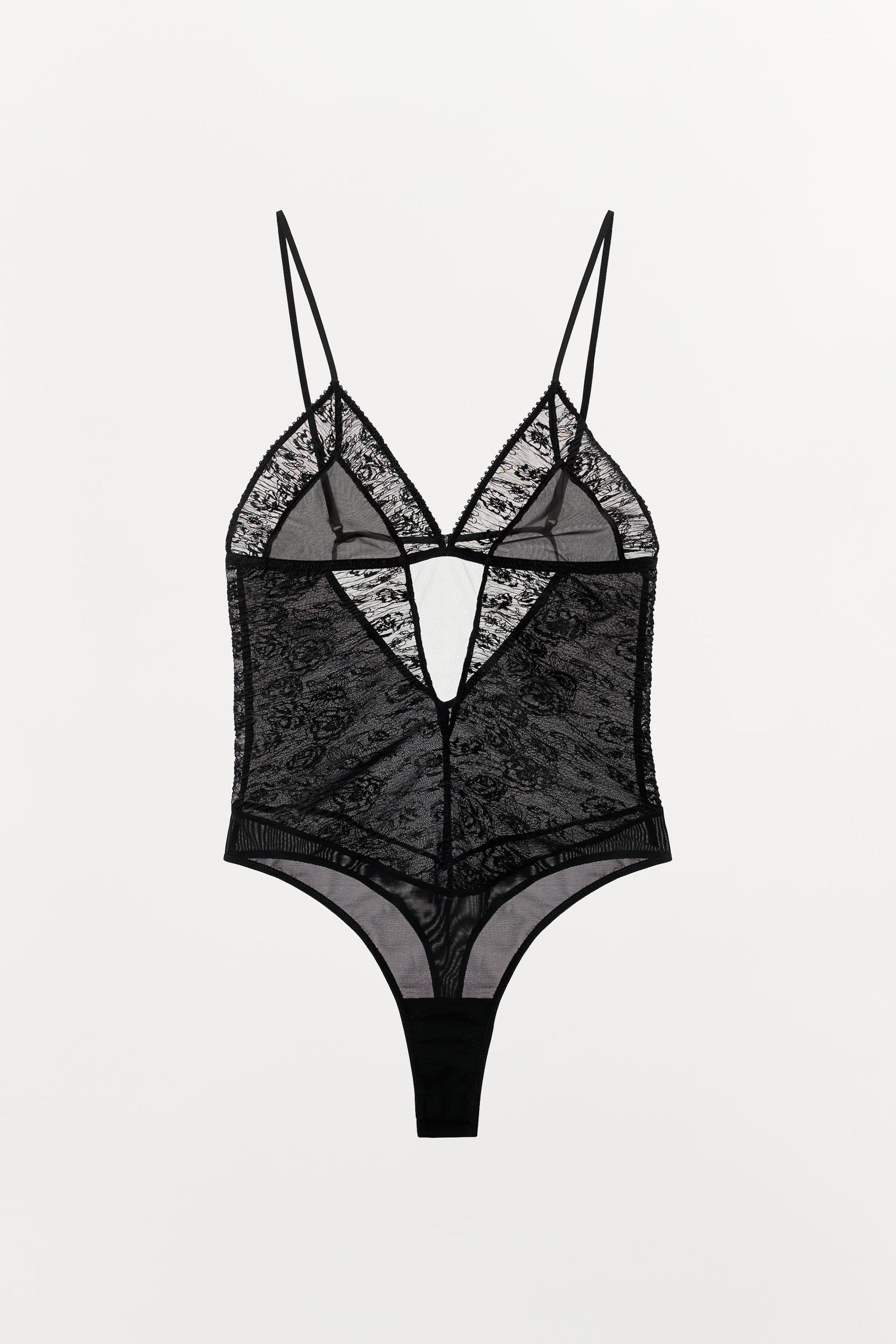 Pleated Lace Floral Embroidery