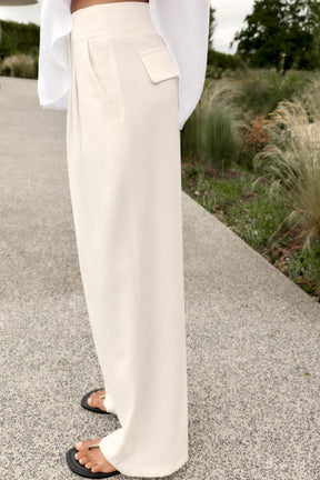 WIDE-LEG TROUSERS