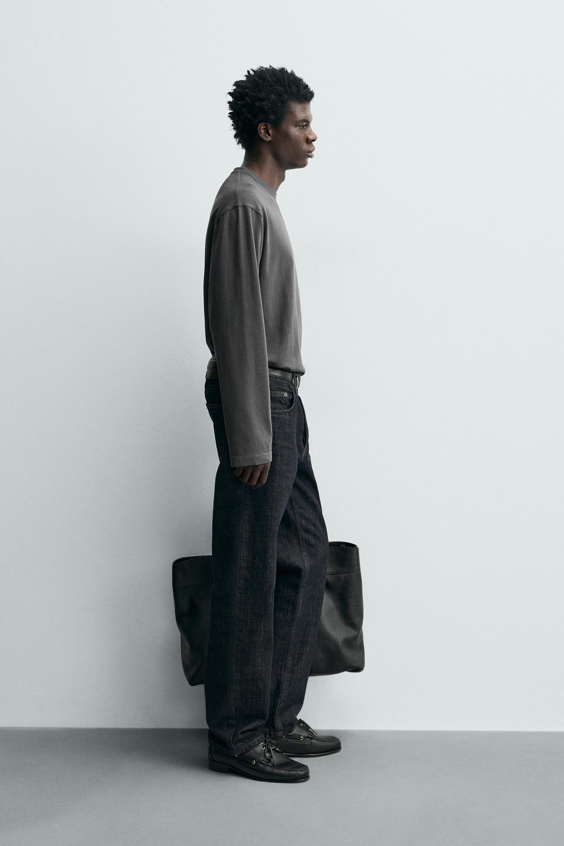 REGULAR FIT LONG SLEEVE T-SHIRT - Image 4