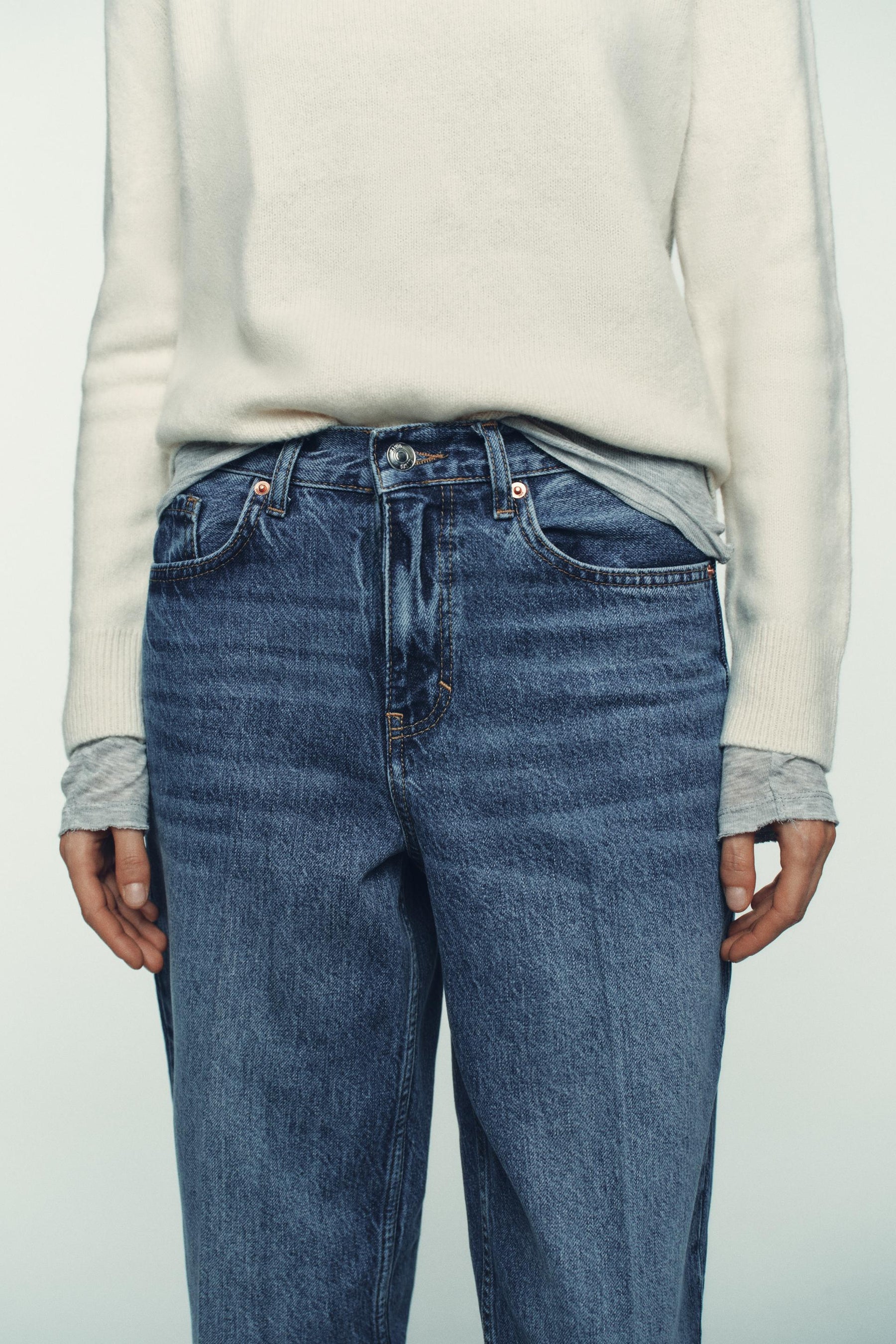 Slim-fit High-waist Jeans