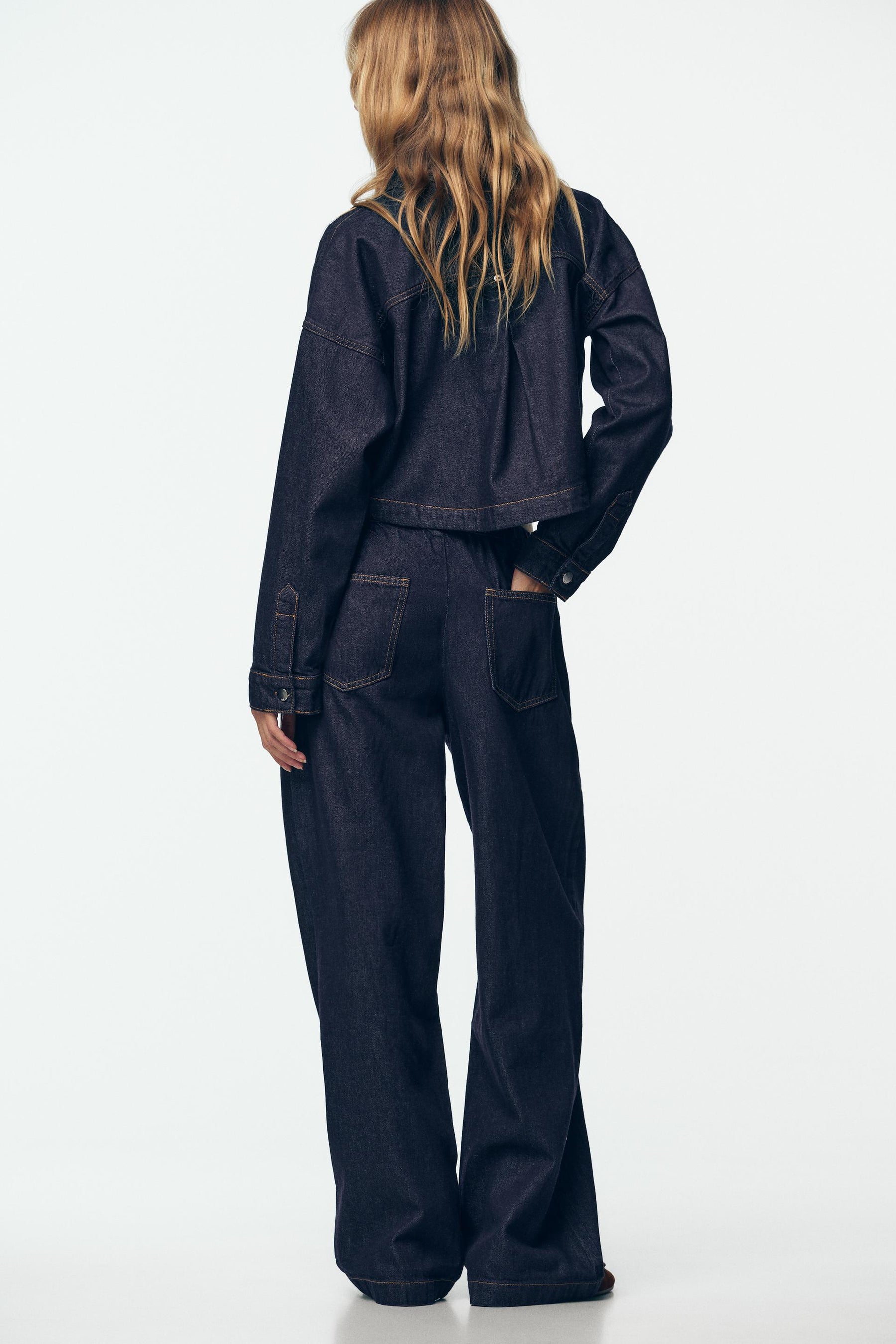 Wide-leg Jogger Jeans