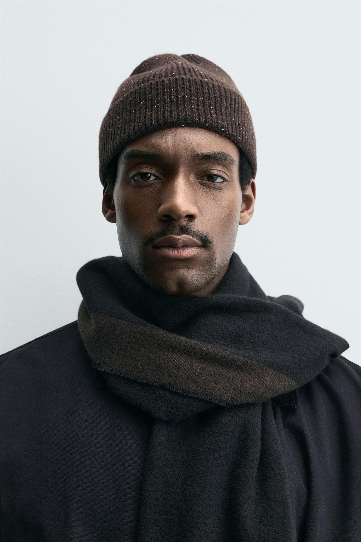 SHORT STRUCTURED BEANIE - Image 1