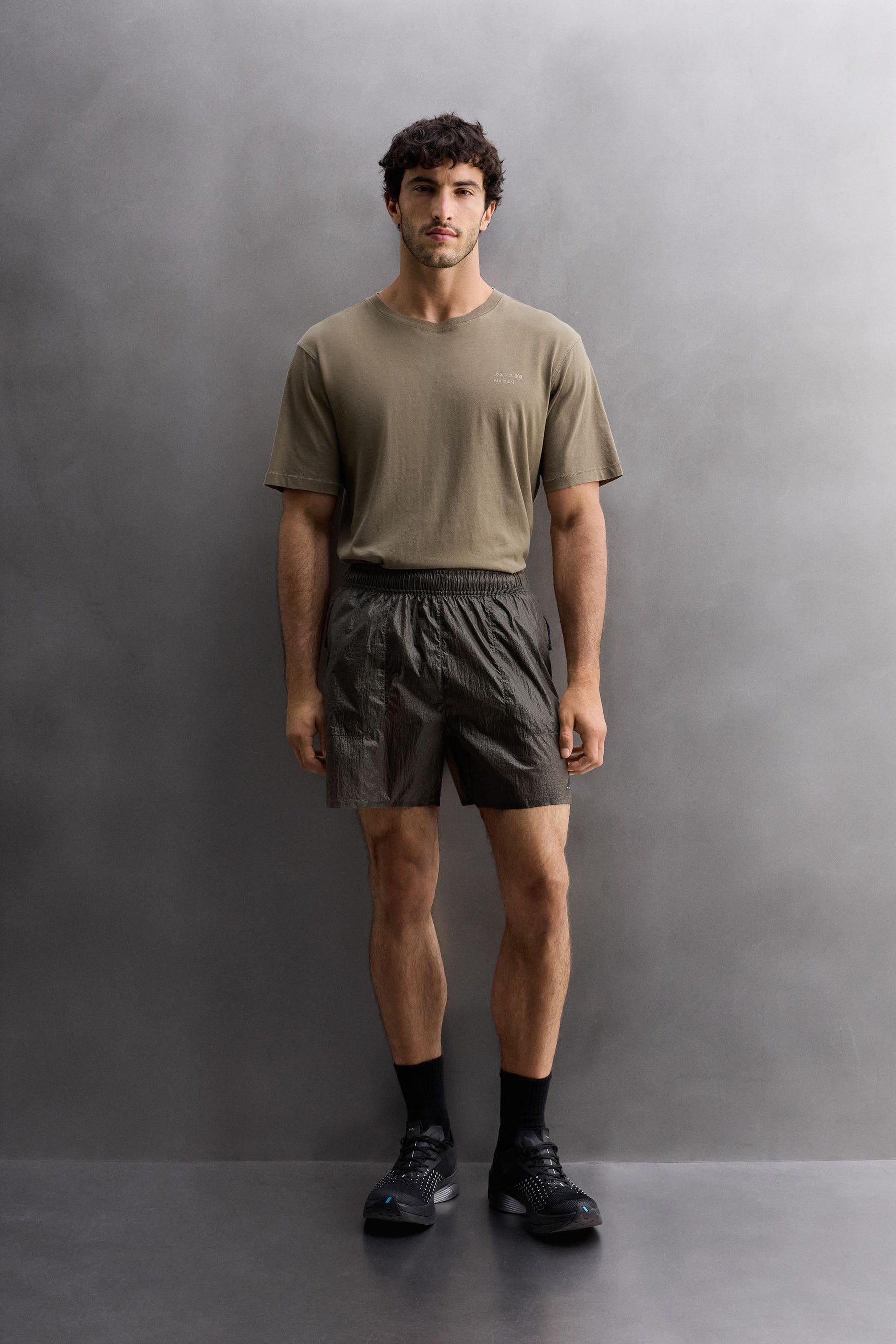 LIGHTWEIGHT RUNNING SHORTS - Image 1