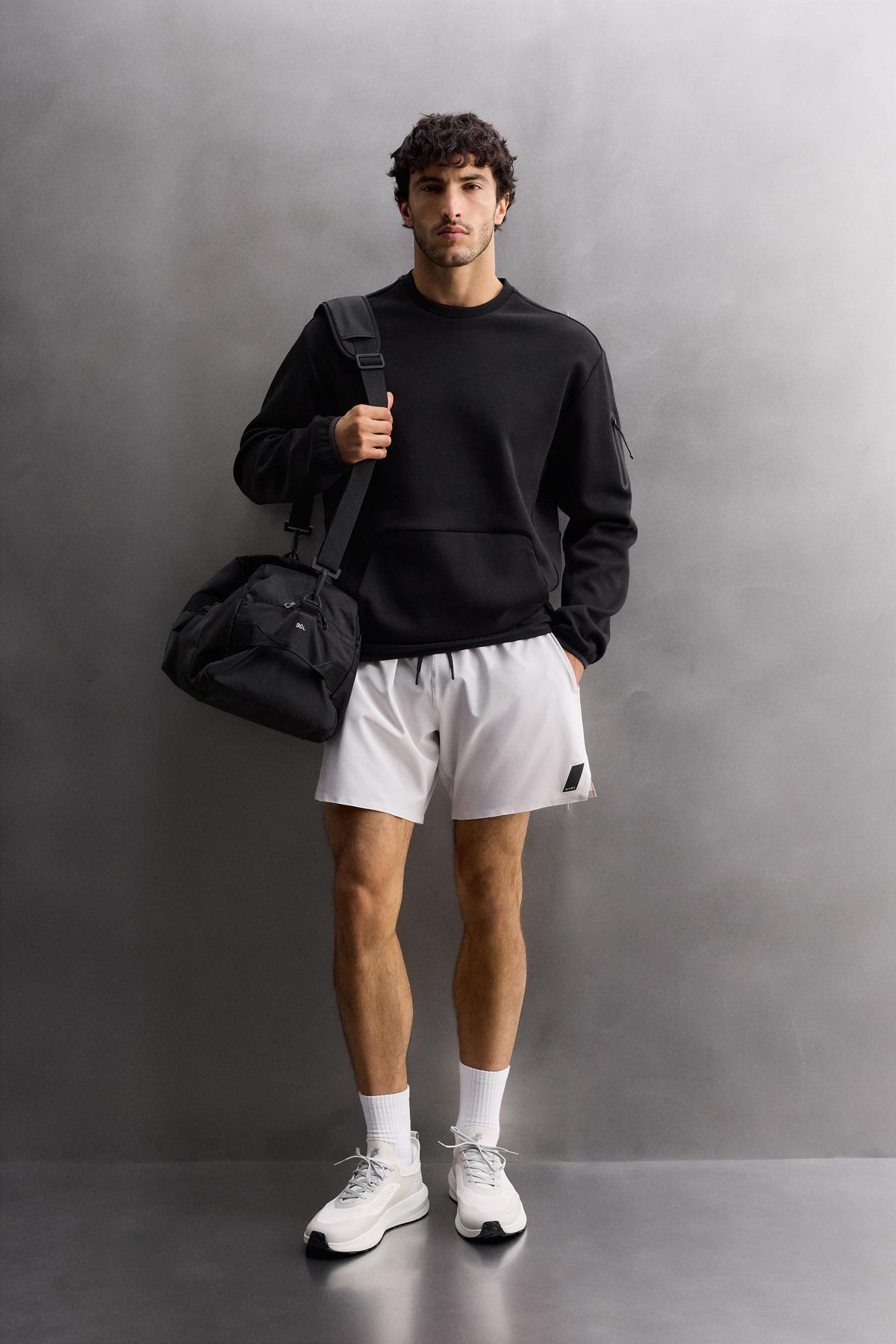 BASIC TRAINING SHORTS - Image 1