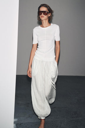 SHORT SLEEVE KNIT TOP - Image 2