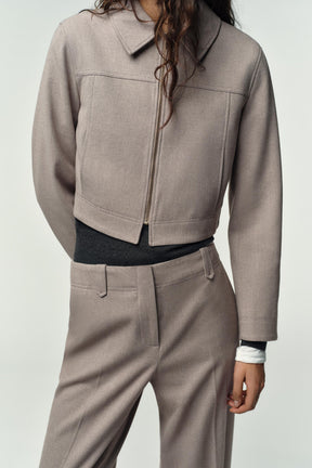 Straight-leg trousers