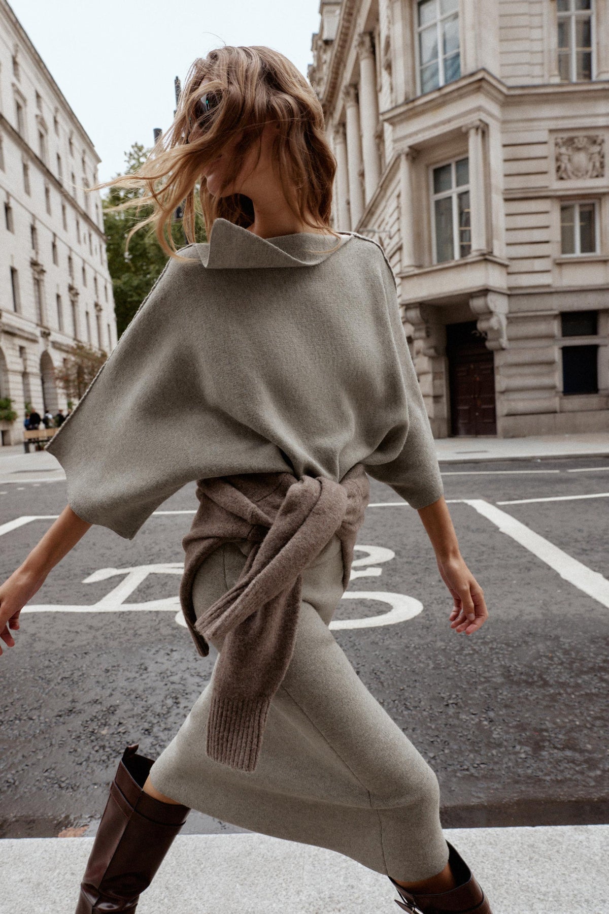 KNIT JUMPER WITH COLLAR