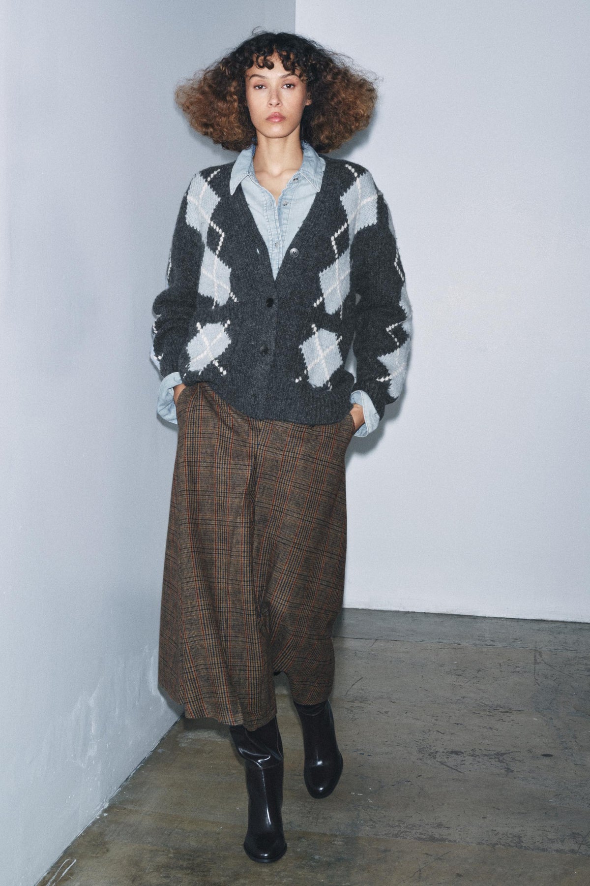 WOOL ARGYLE CARDIGAN