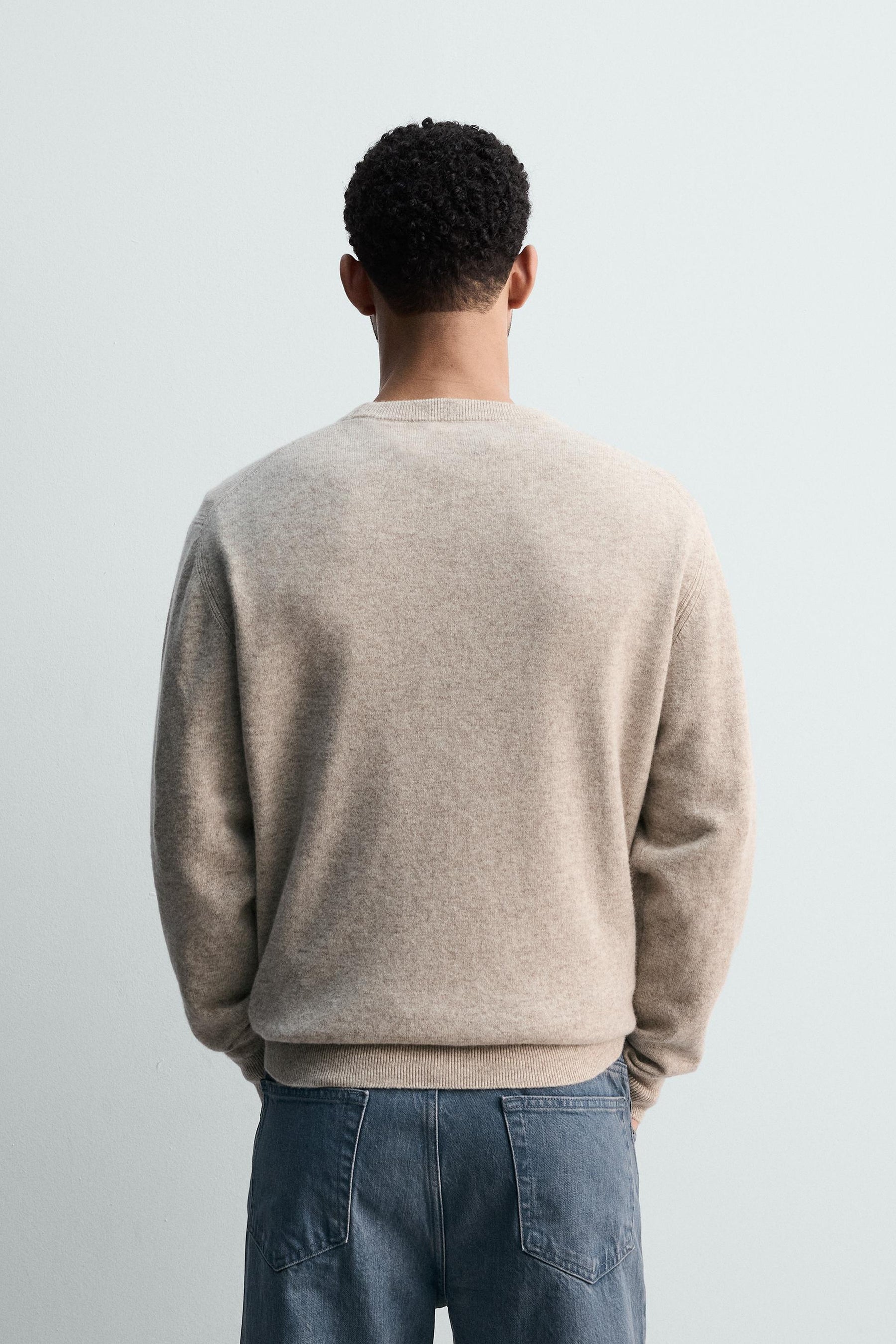 LIGHTWEIGHT WOOL - CASHMERE JUMPER - Image 3