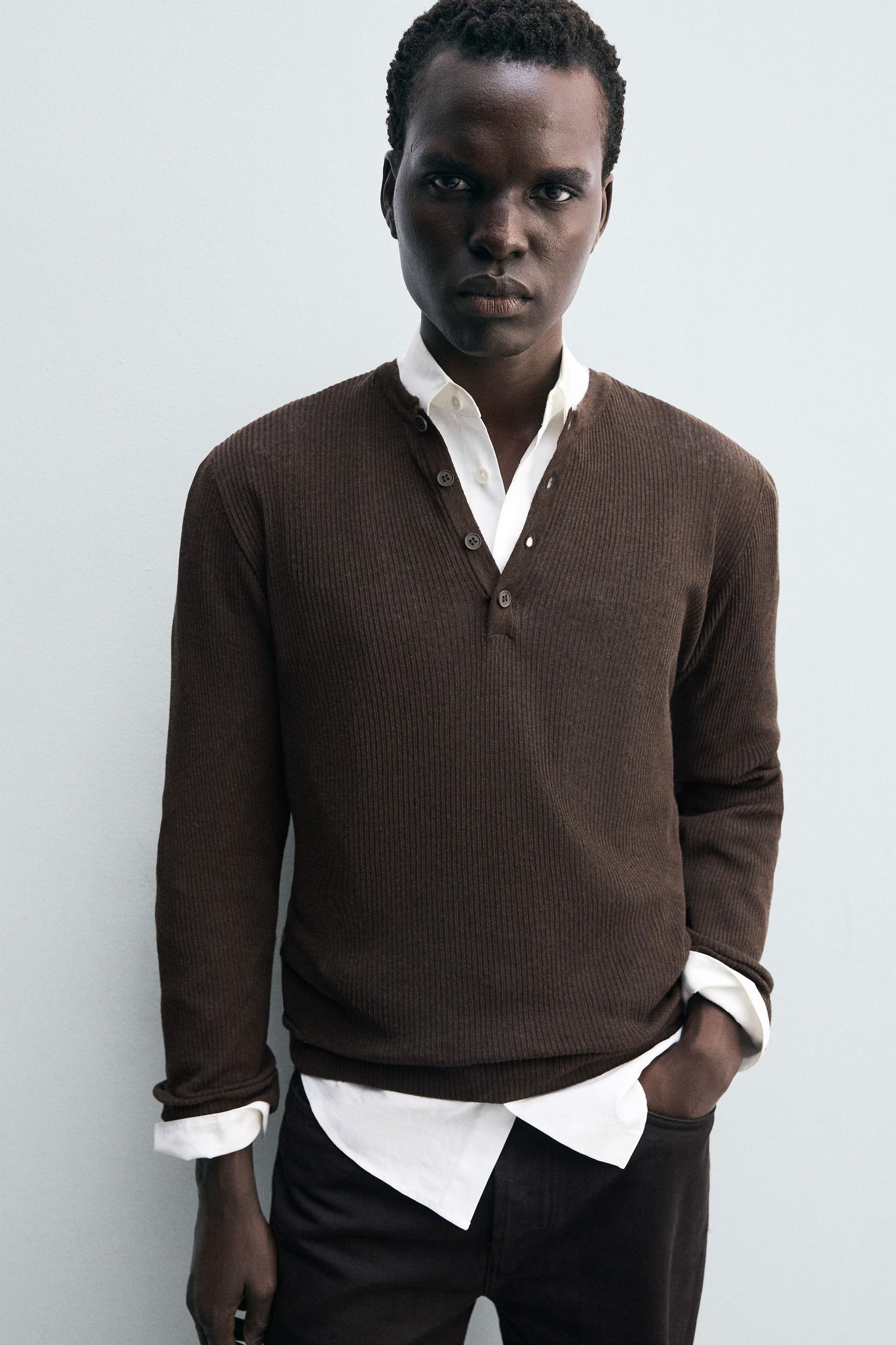 LIGHTWEIGHT GRANDAD COLLAR JUMPER - Image 5