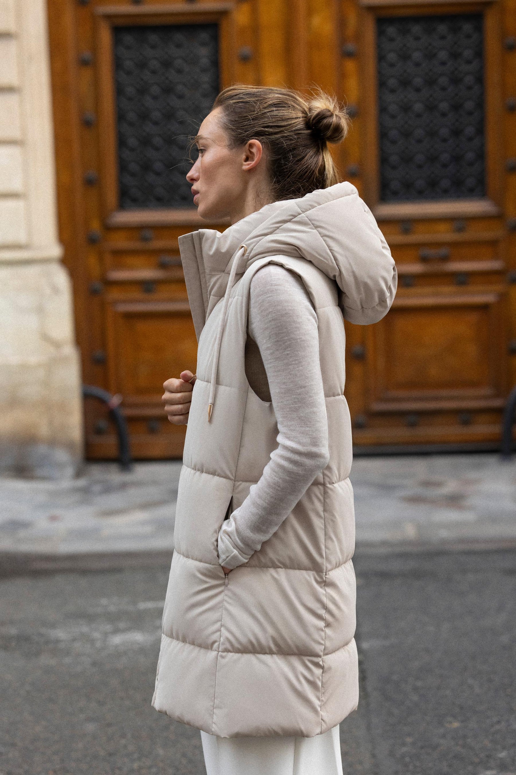 LONG QUILTED GILET WITH HOOD - Image 4