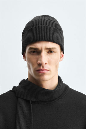 BASIC KNIT BEANIE - Image 1